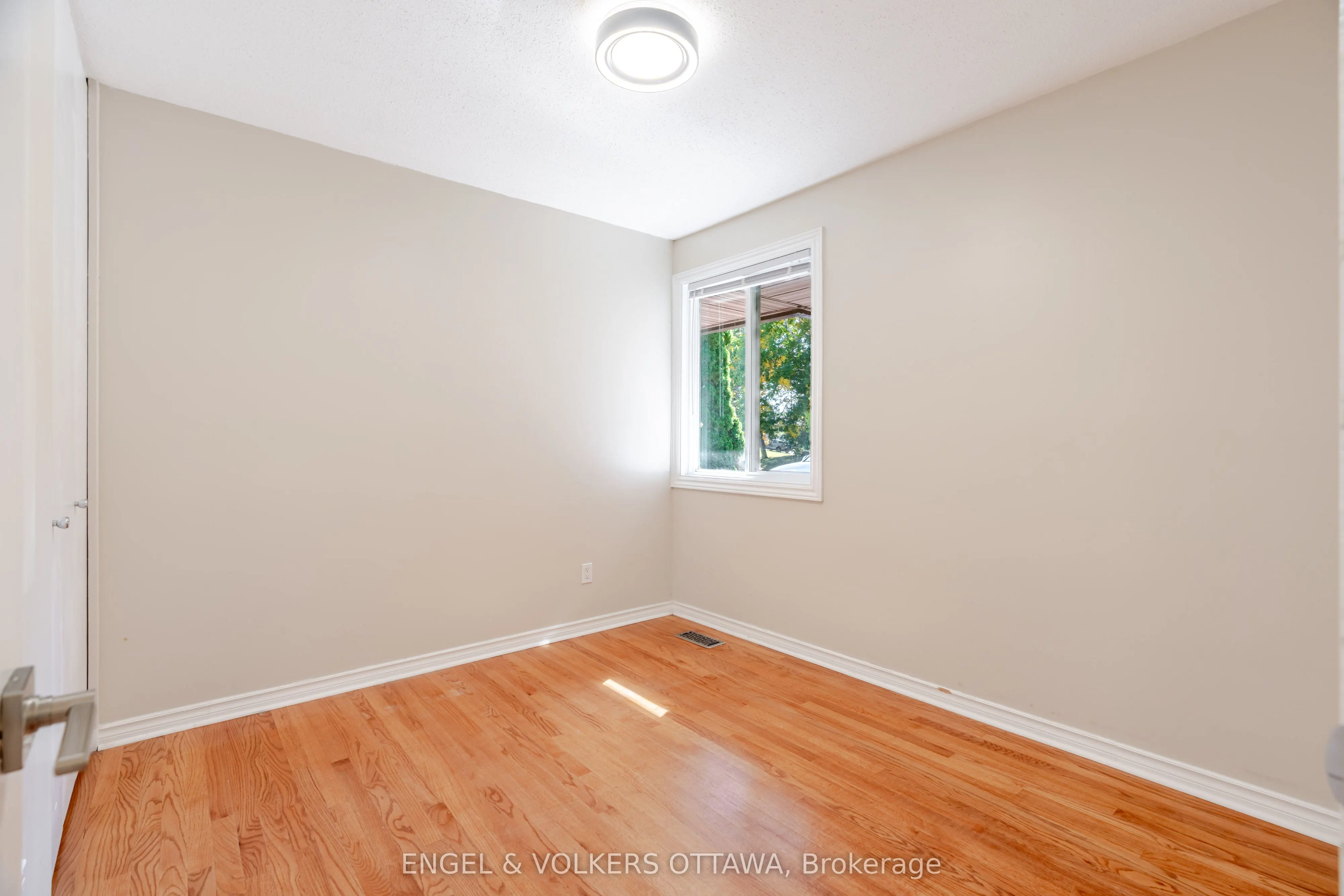 3001 Rankin Street