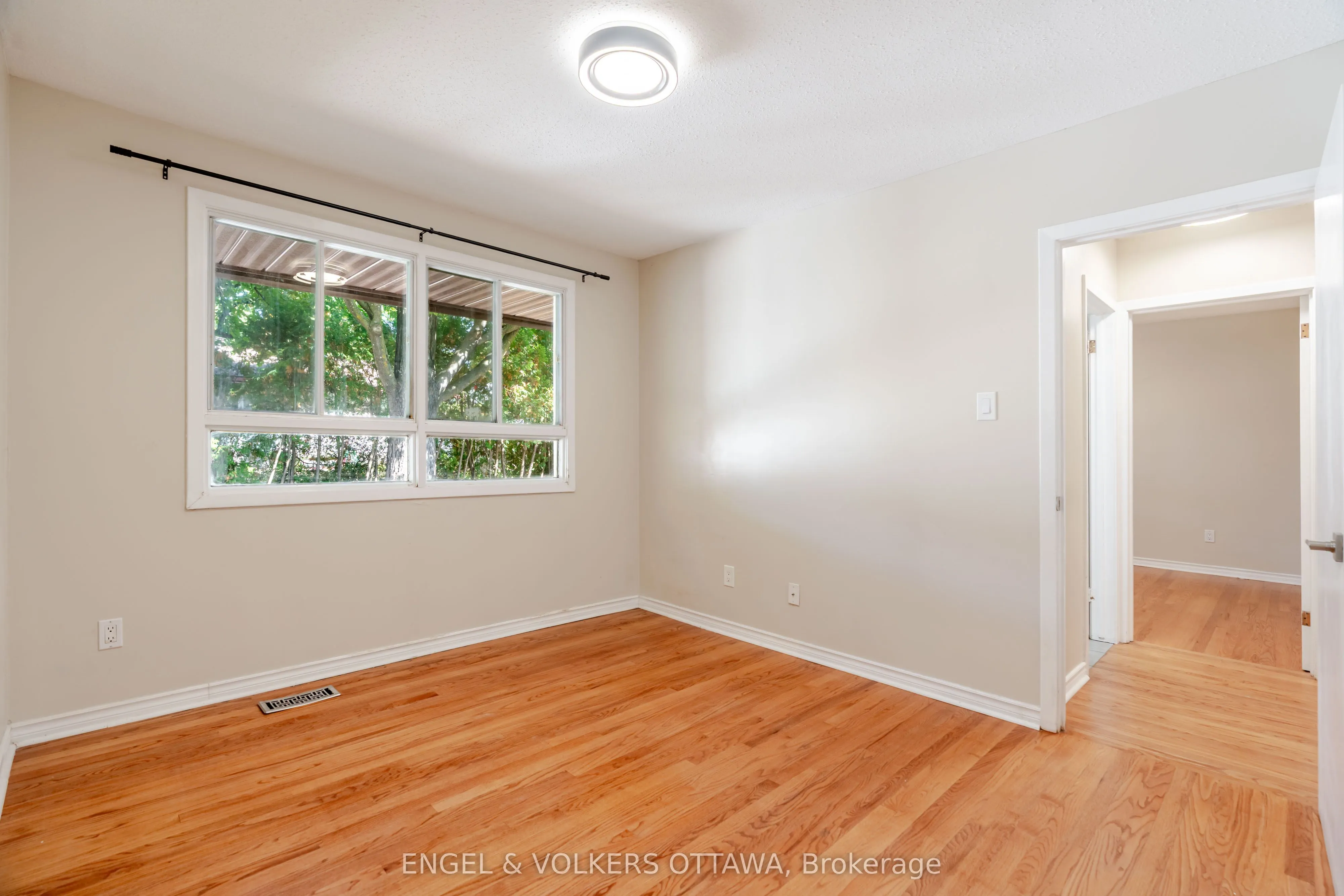 3001 Rankin Street