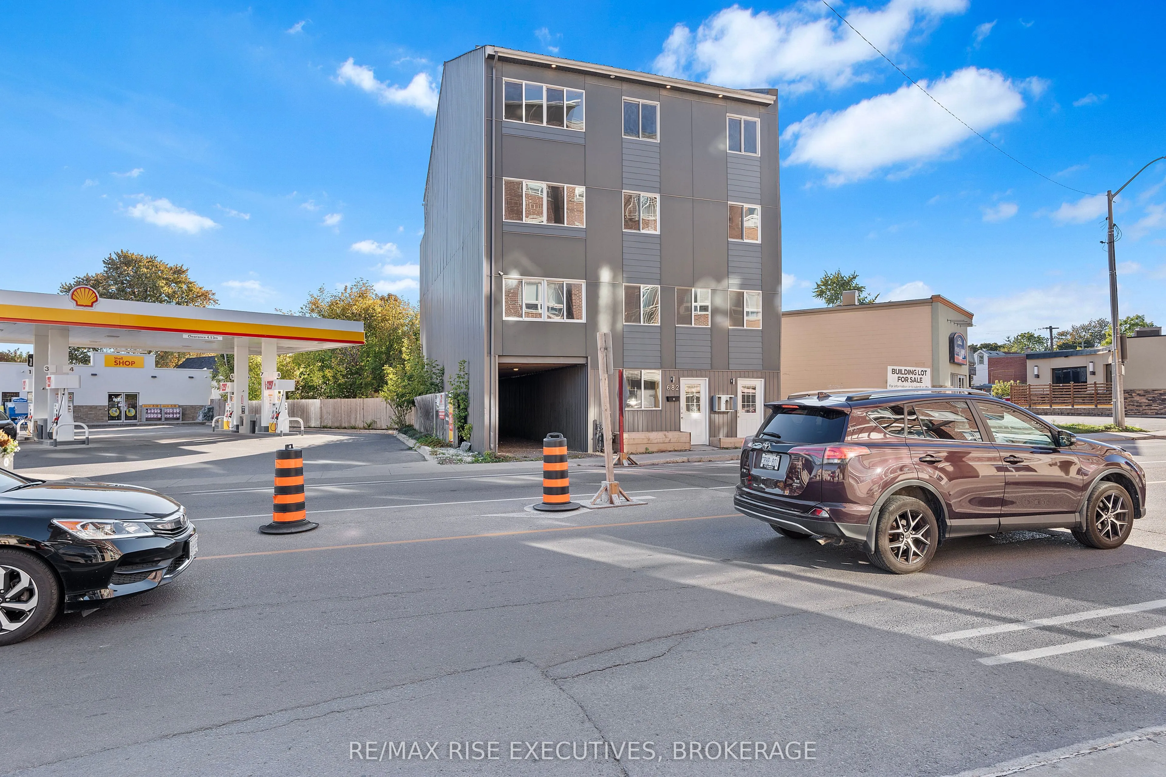 682 Princess Street