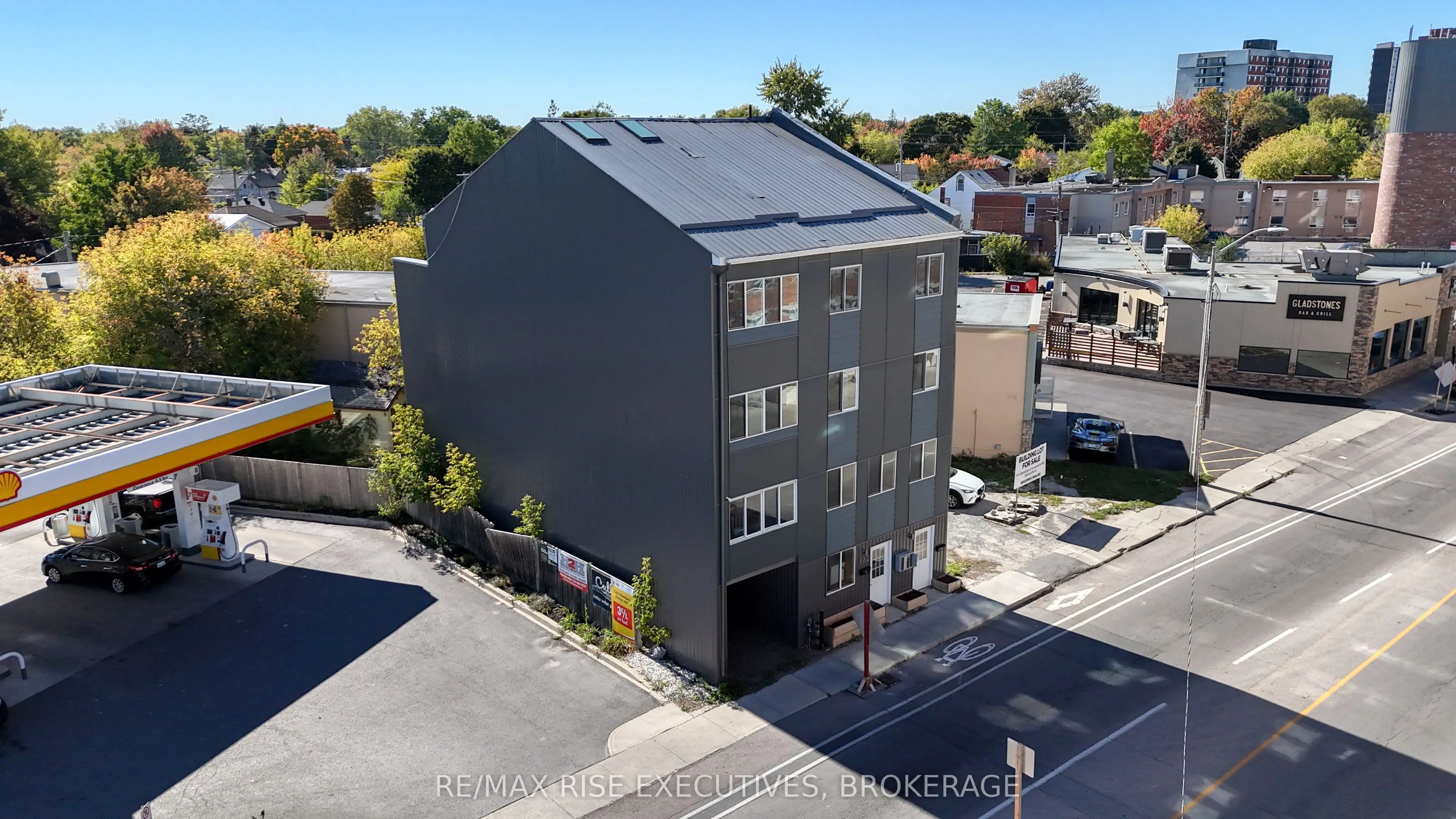 682 Princess Street