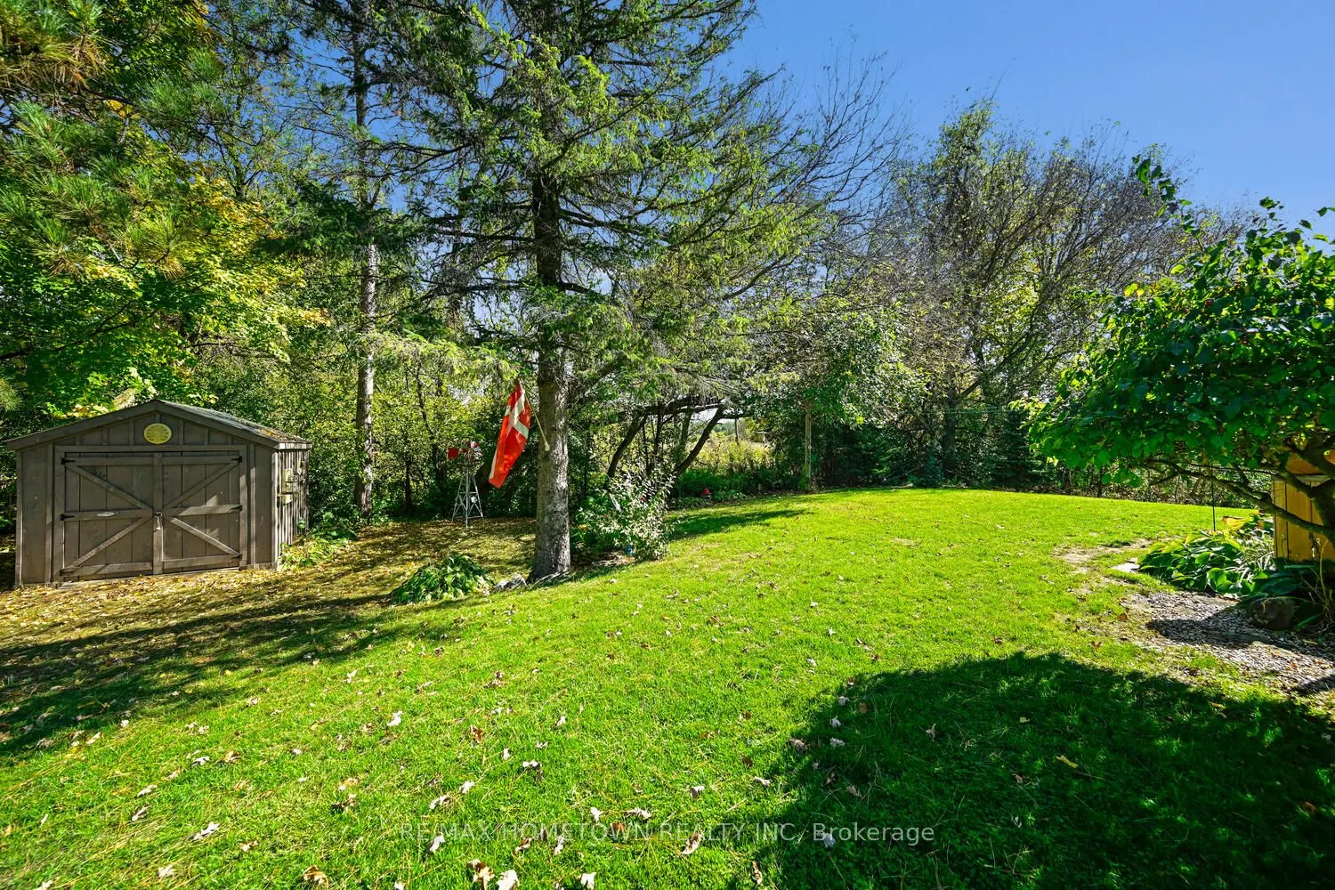 8121 Main Street