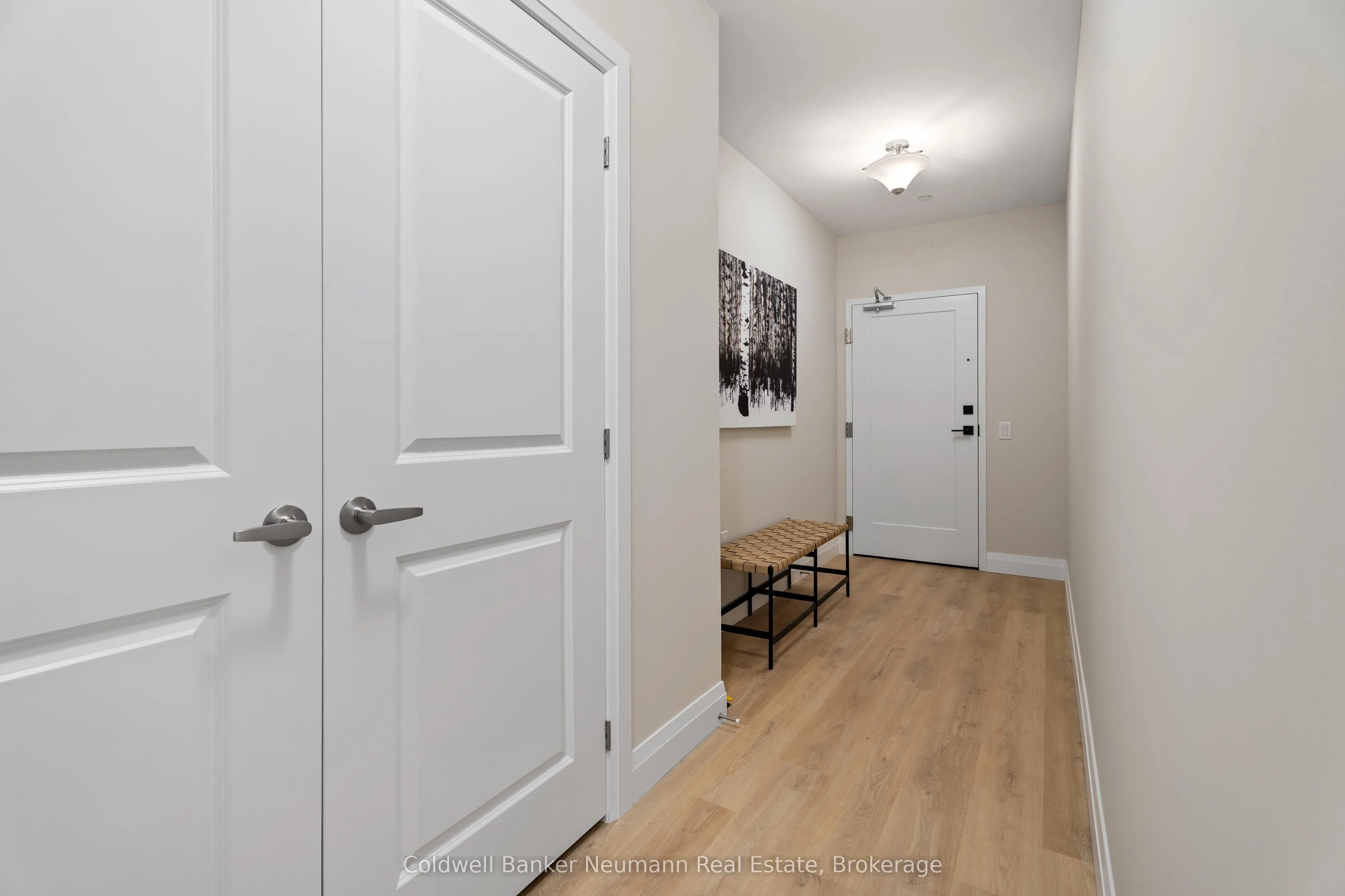 1882 Gordon Street, #209