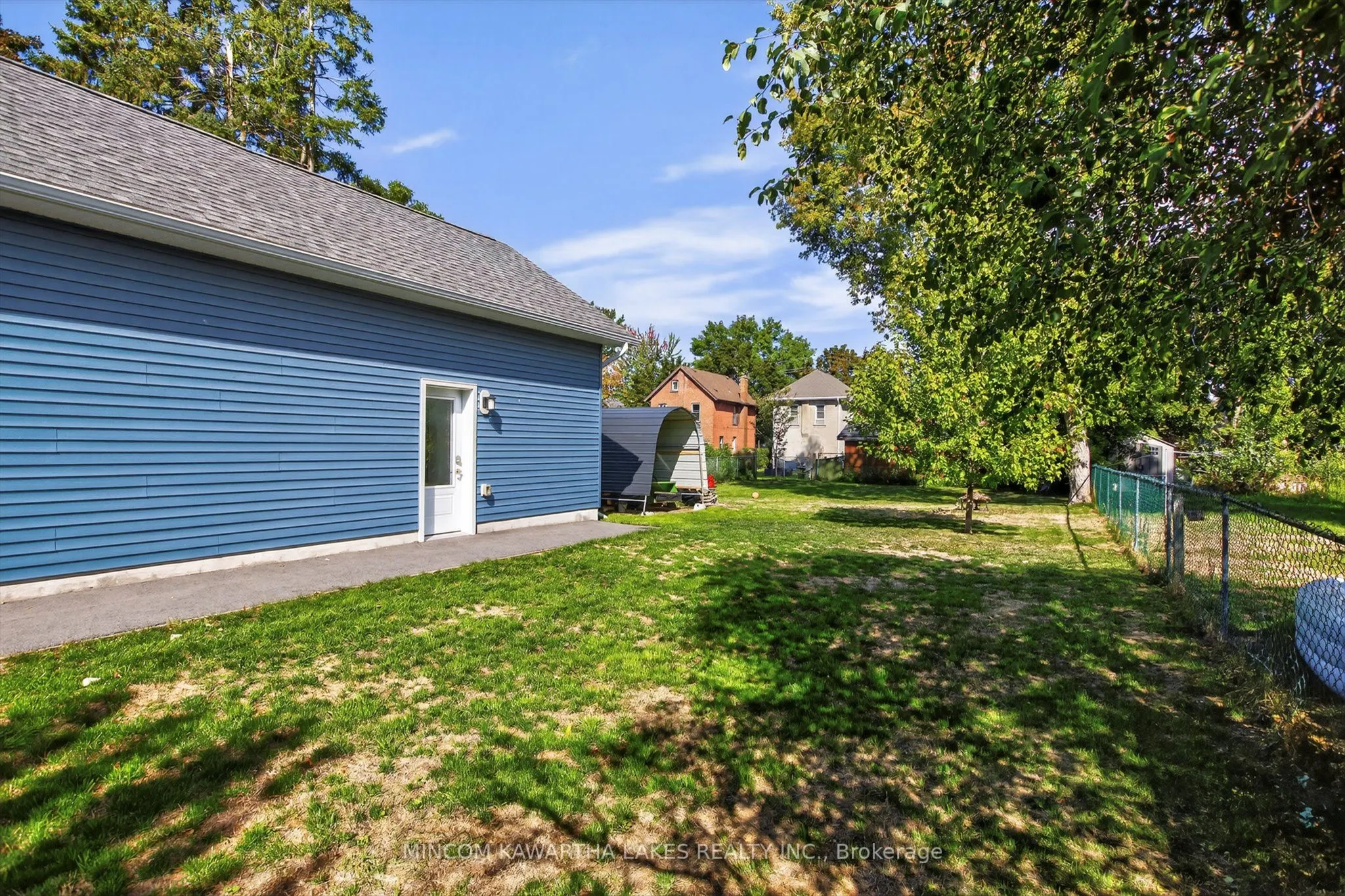644 Lundys Lane