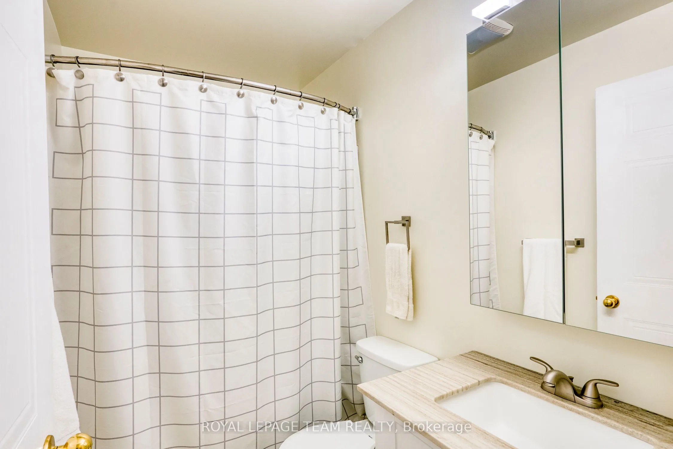 2819 Lanark 8c Concession