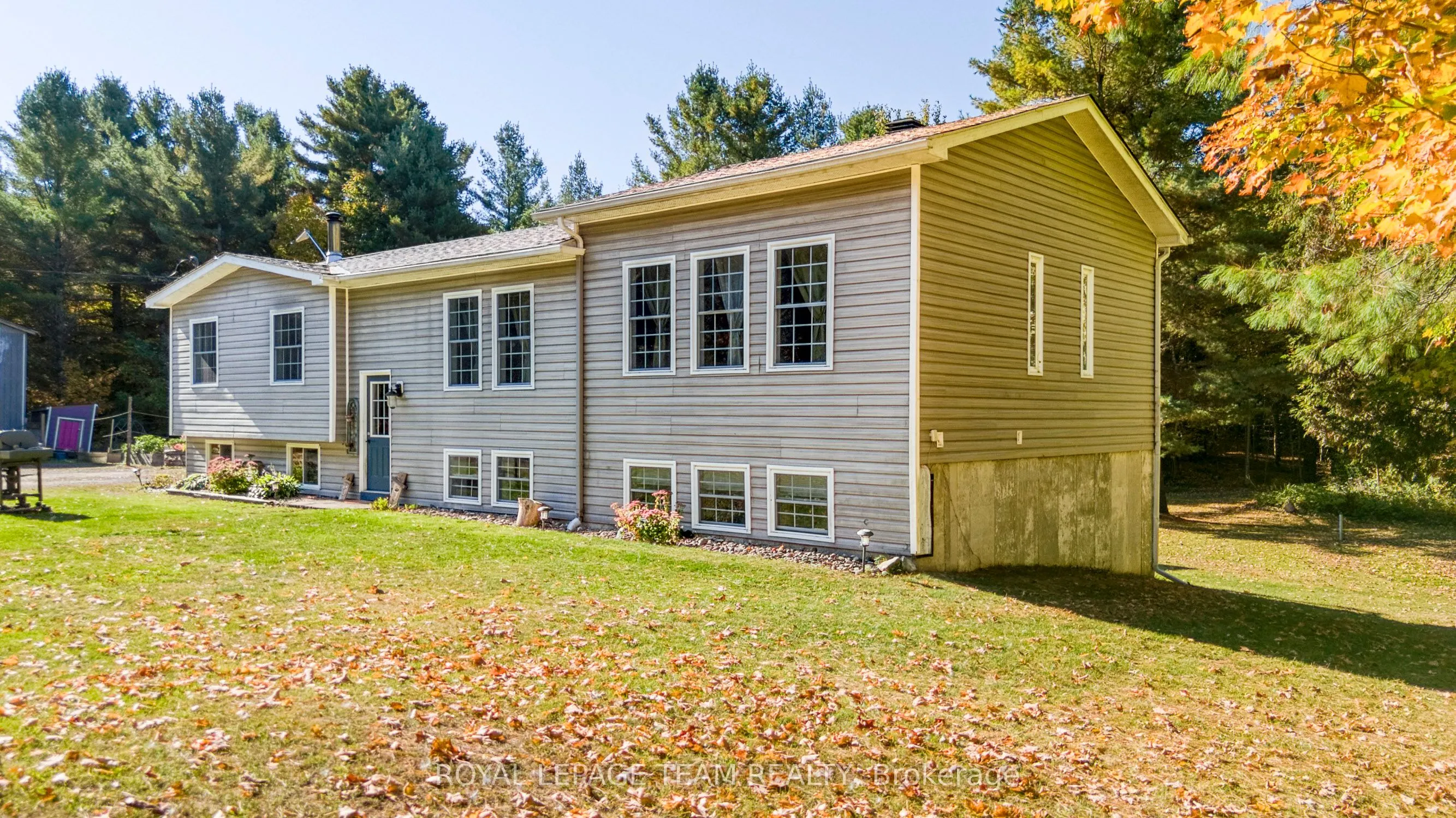 2819 Lanark 8c Concession