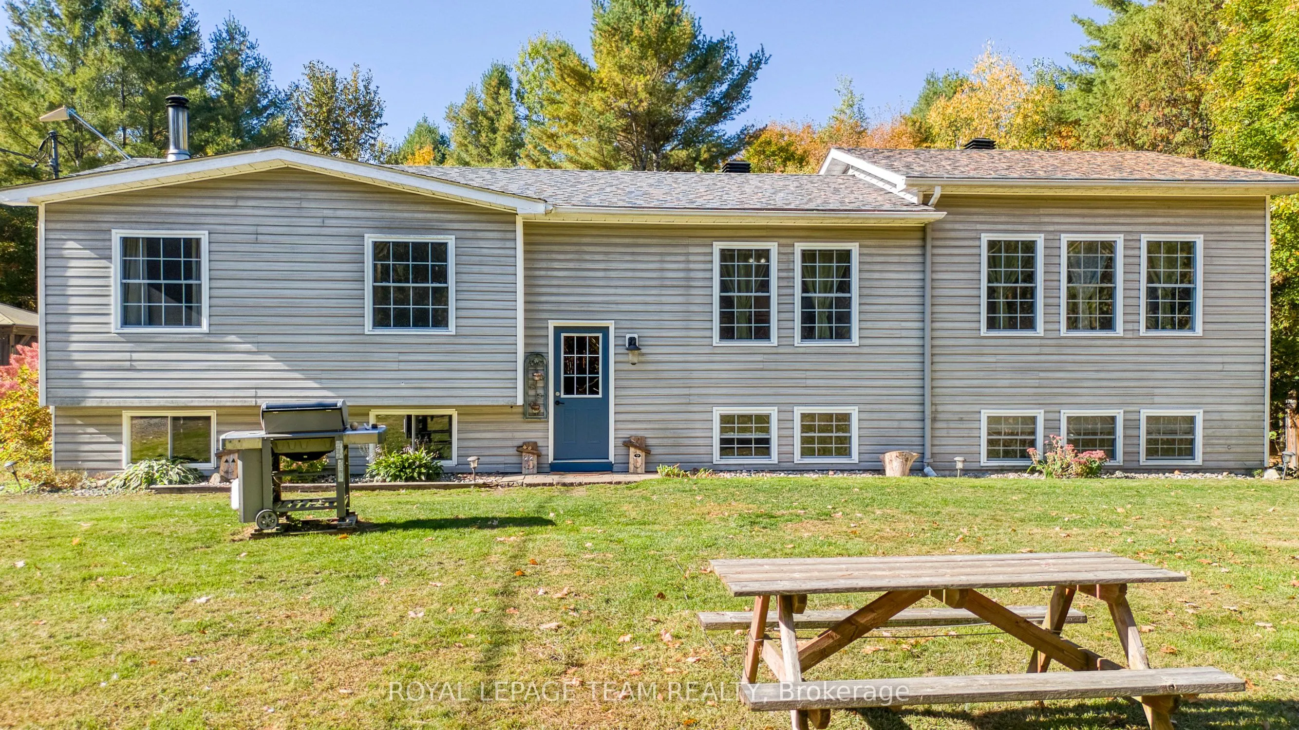 2819 Lanark 8c Concession