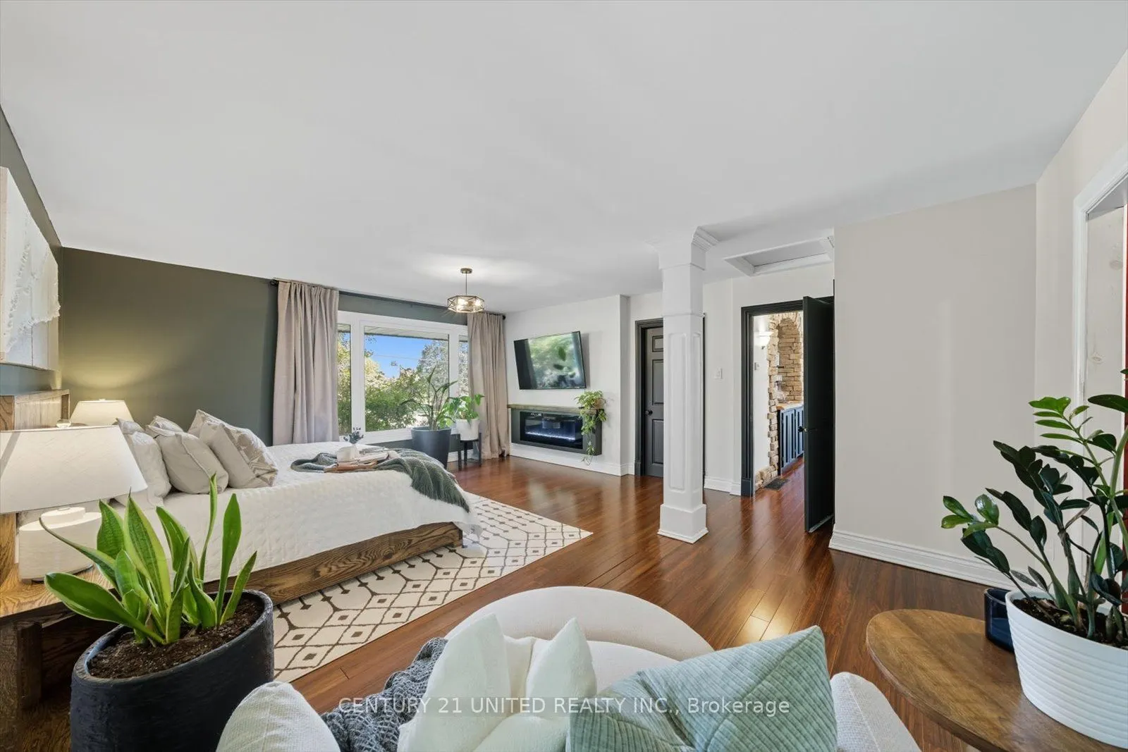 749 Spillsbury Drive