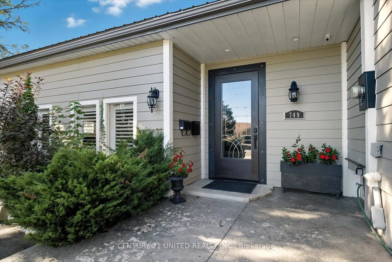 749 Spillsbury Drive