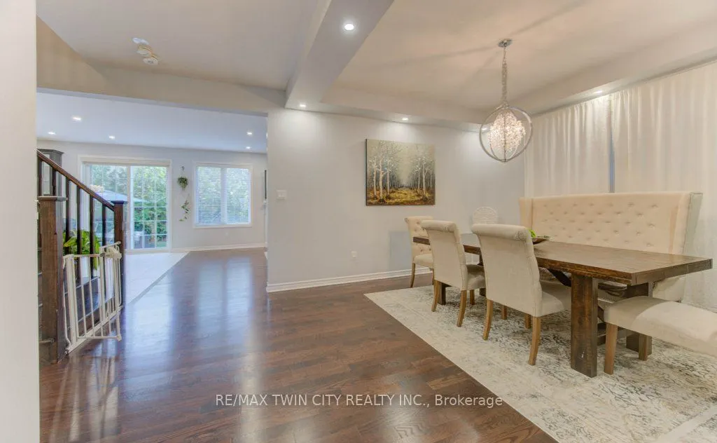 231 Grovehill Crescent