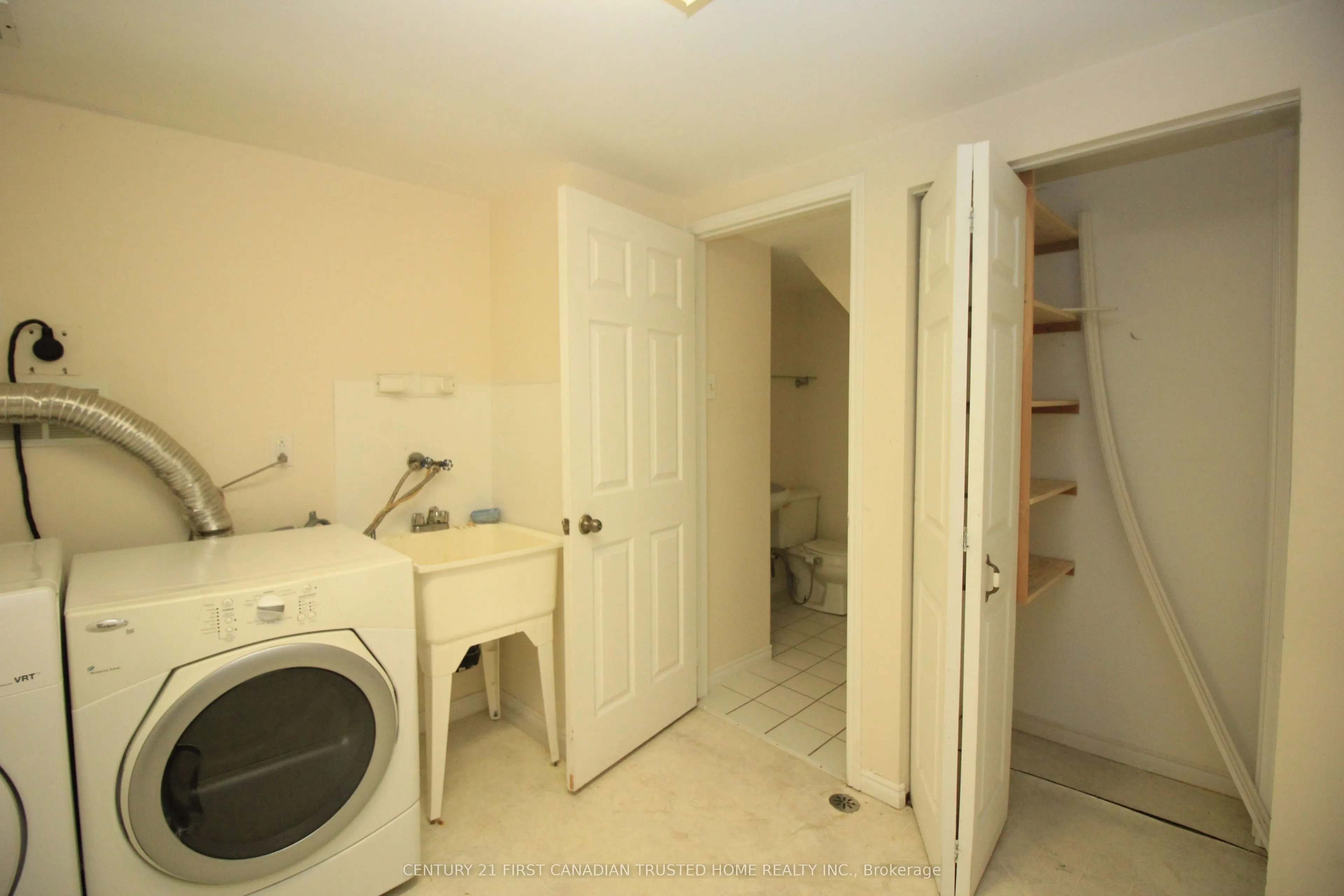 136 Lacey Crescent