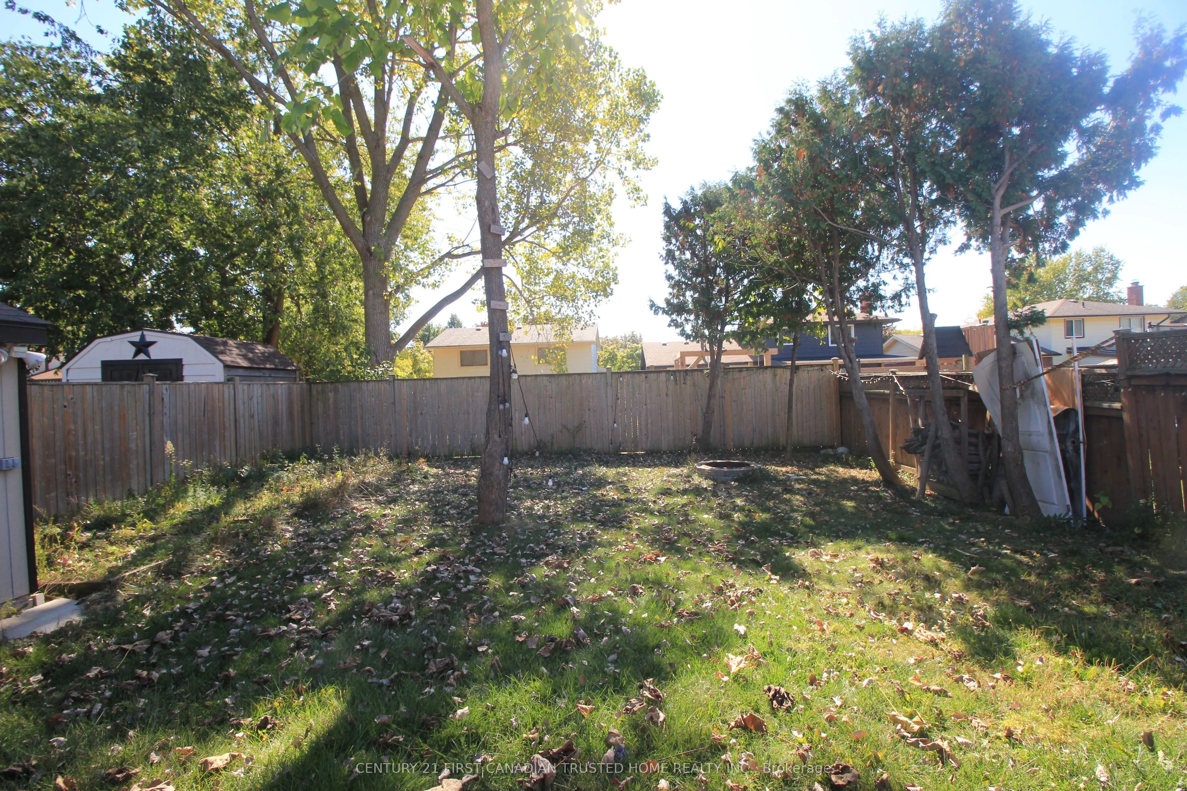 136 Lacey Crescent