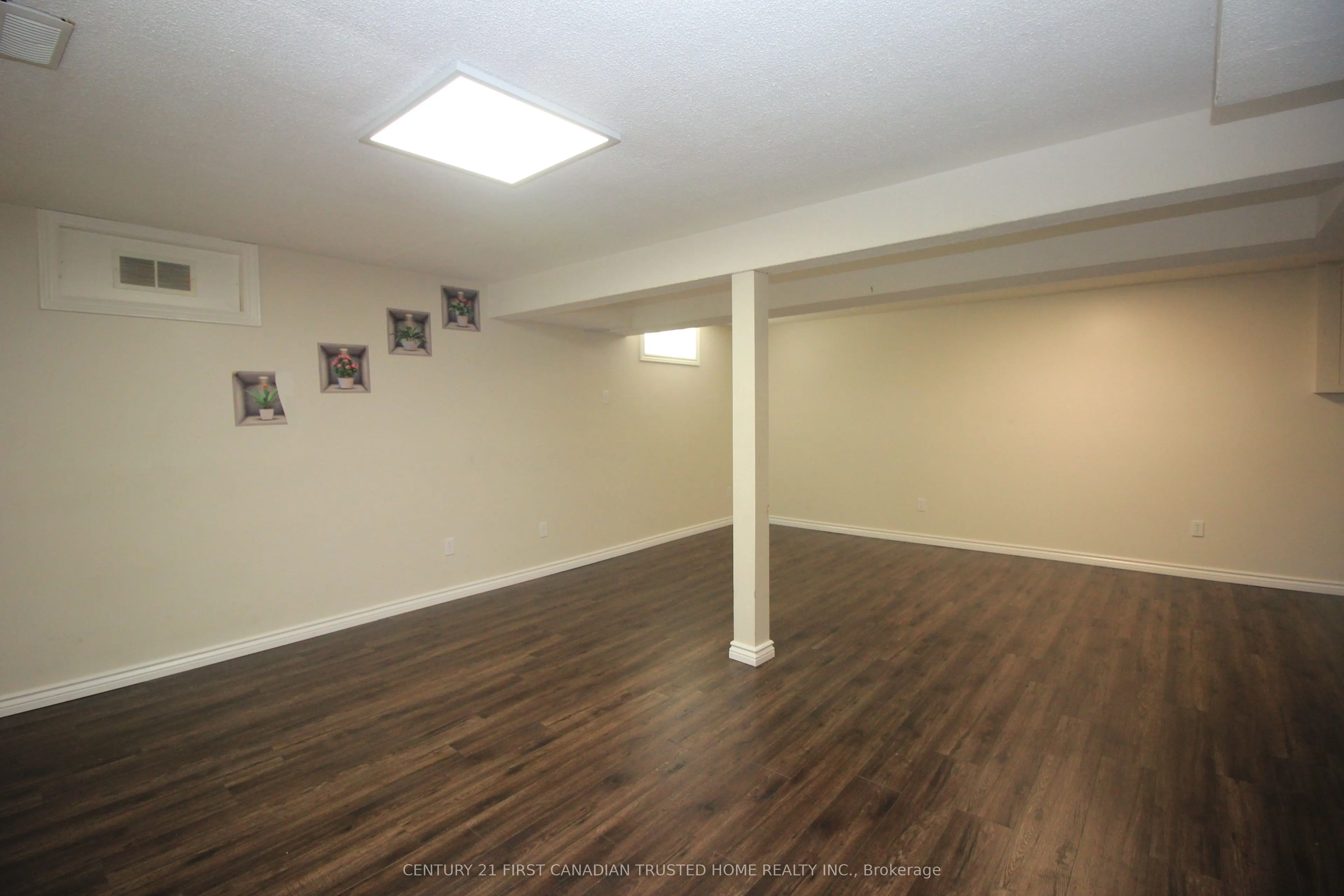 136 Lacey Crescent