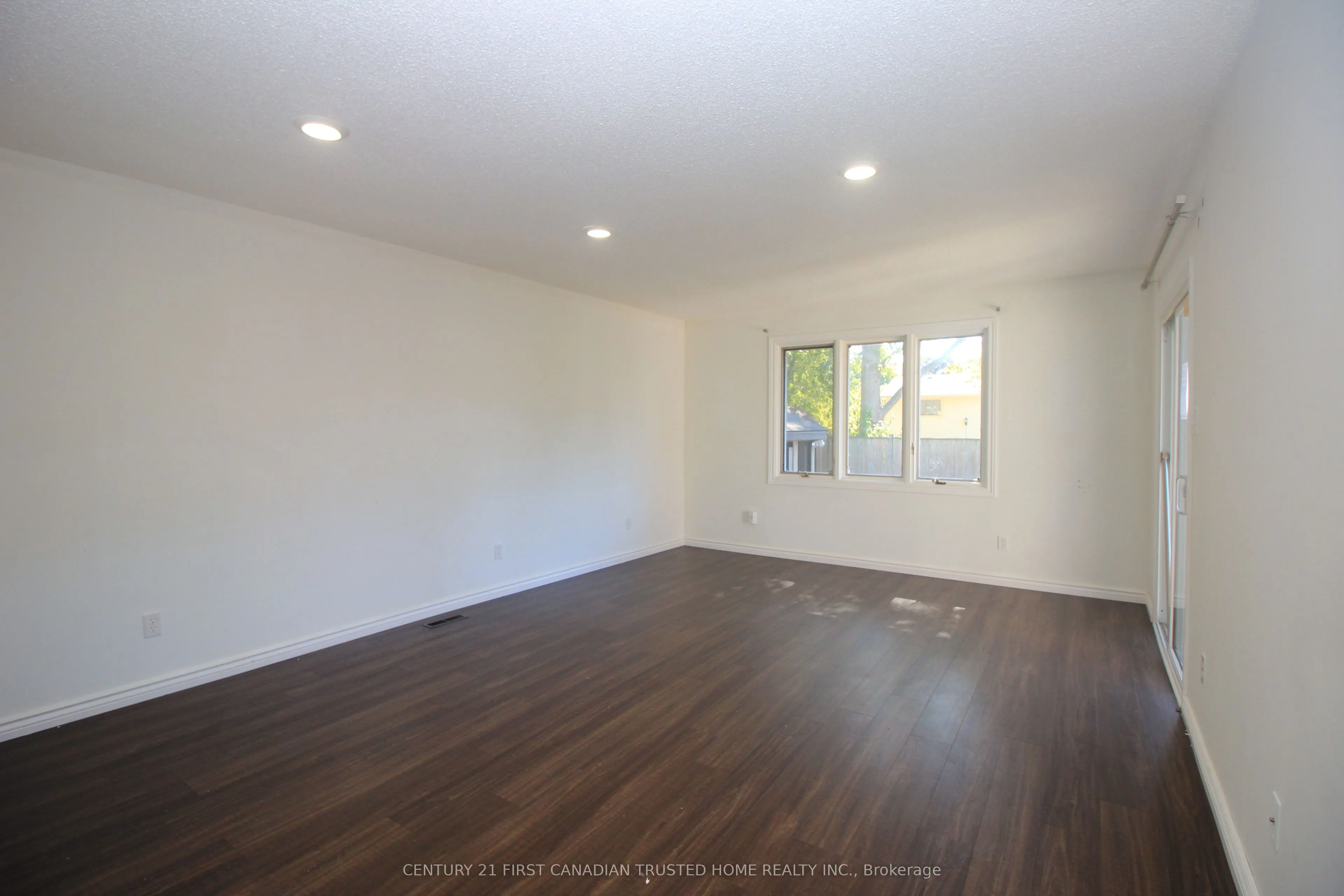 136 Lacey Crescent