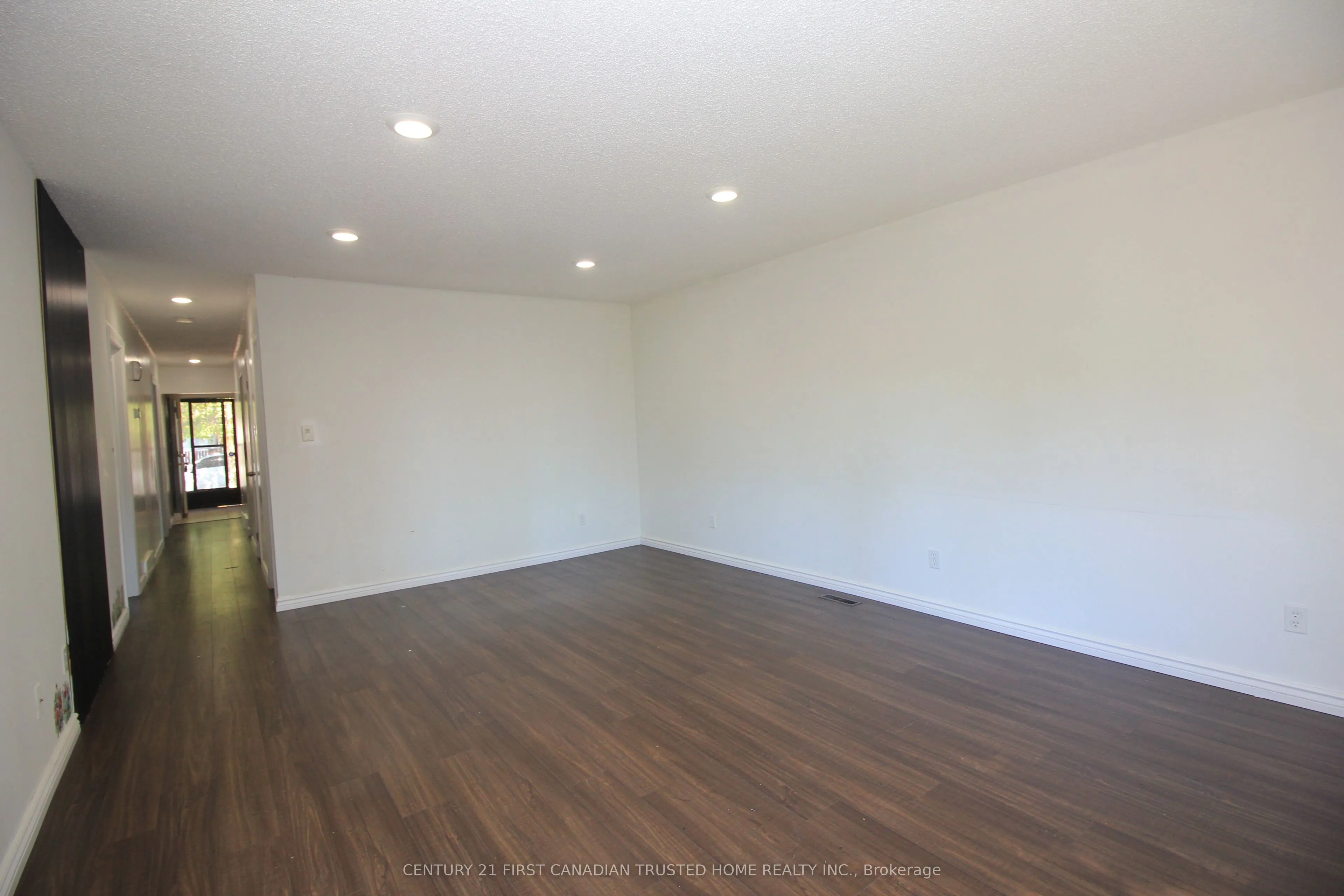 136 Lacey Crescent