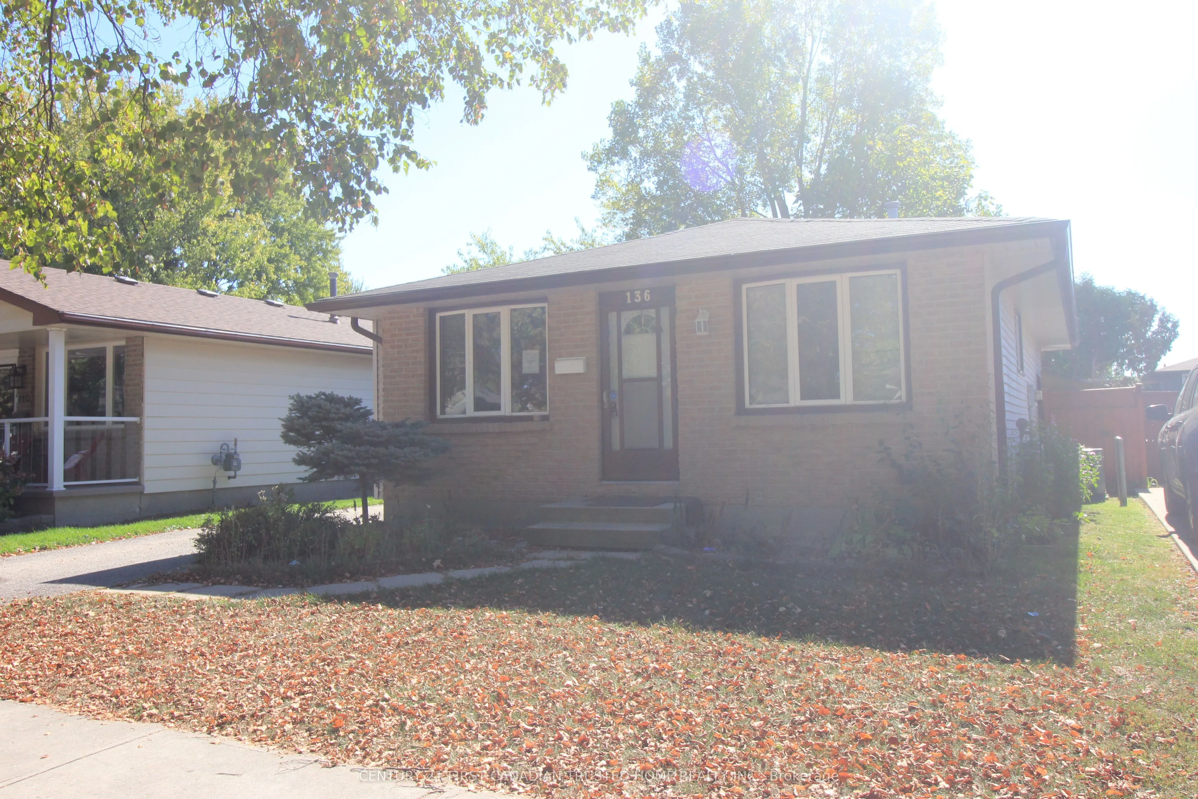 136 Lacey Crescent