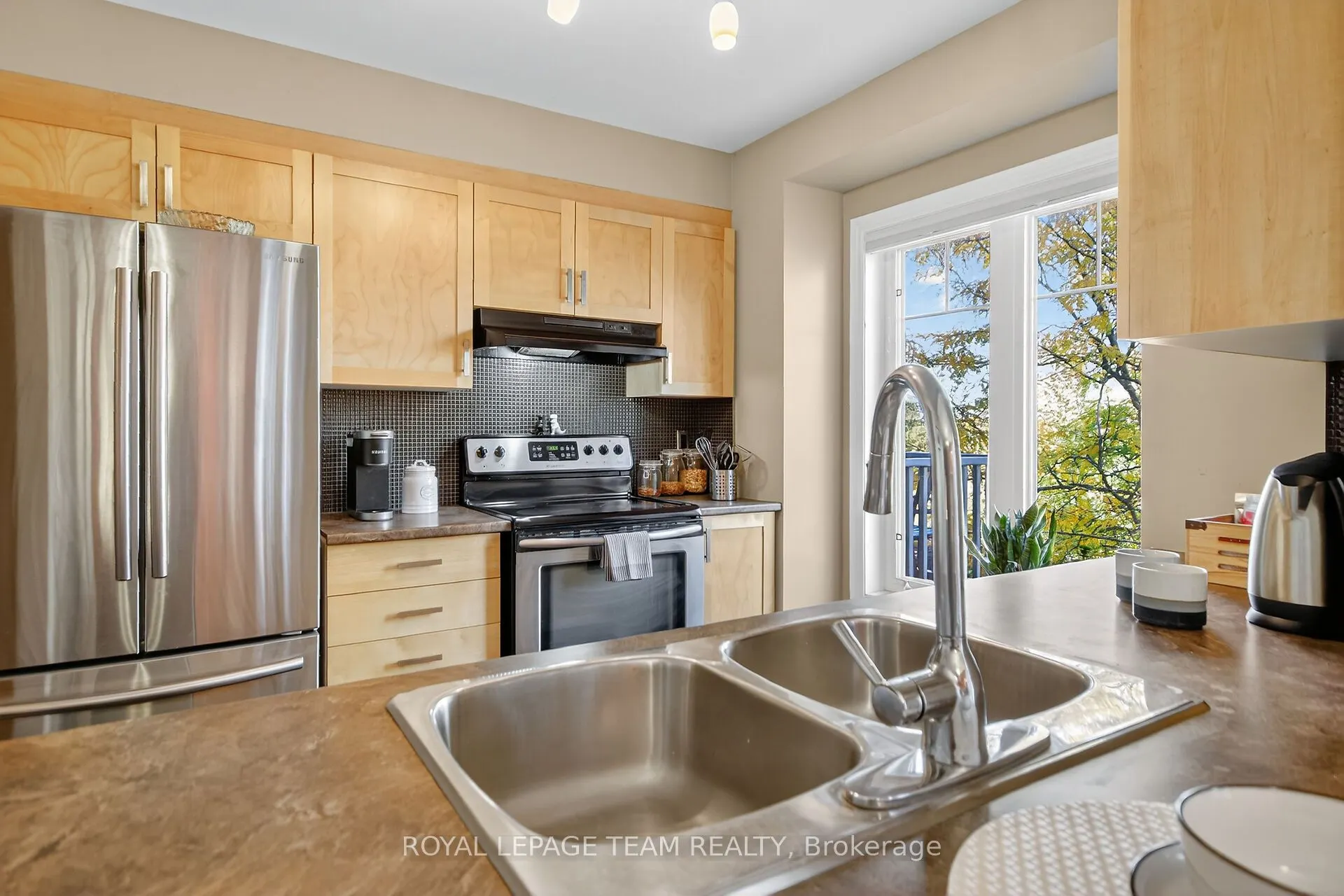 277 Aquilo Crescent