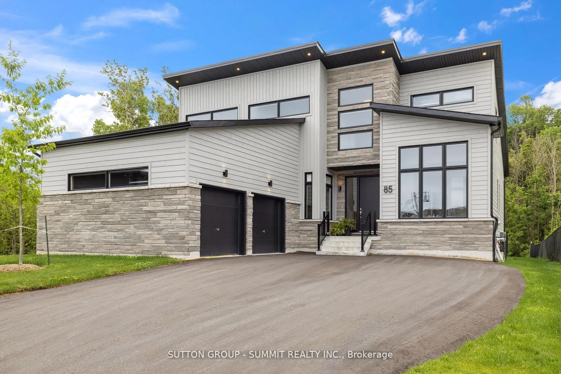 85 GOLDIE Court