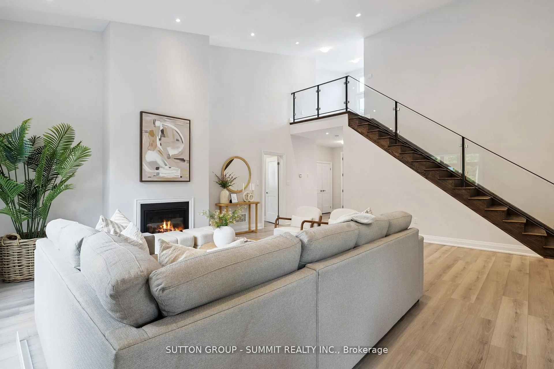 85 GOLDIE Court