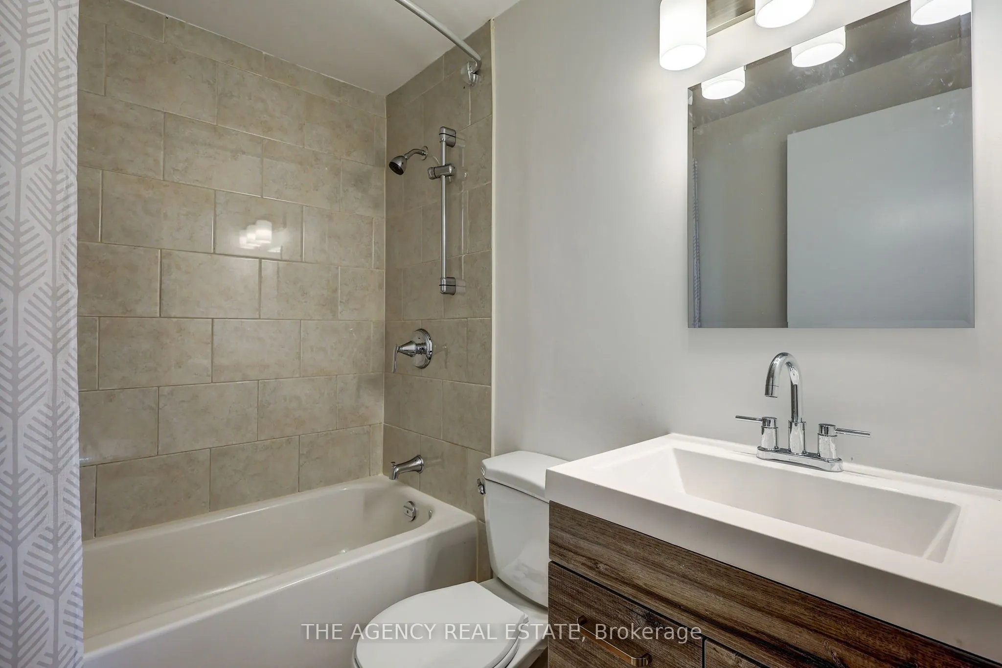 825 Dundalk Drive, #71