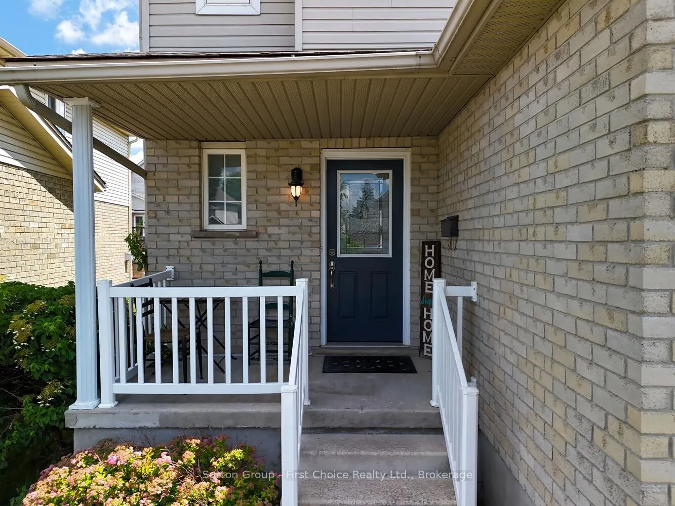 293 Huck Crescent