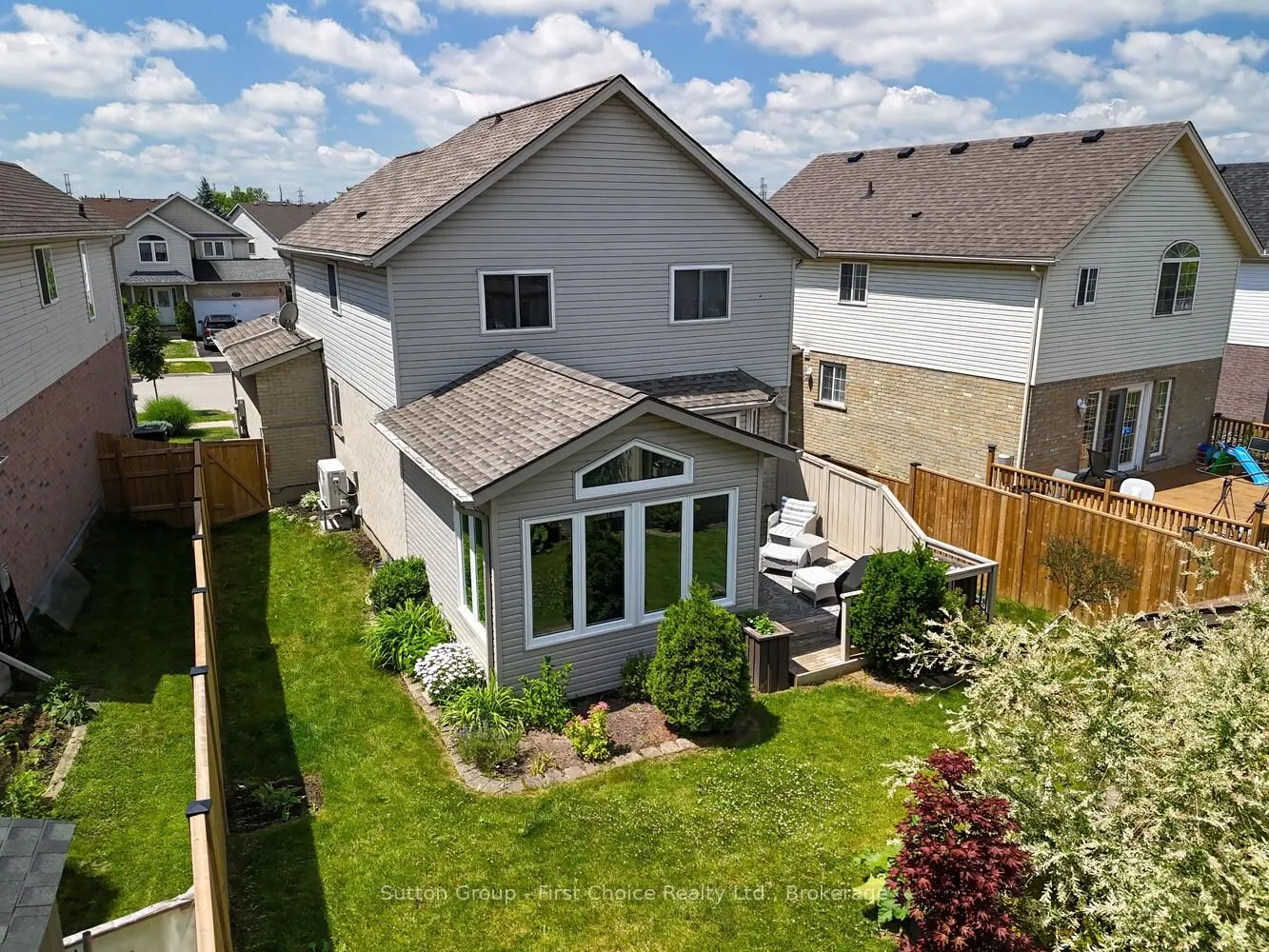 293 Huck Crescent