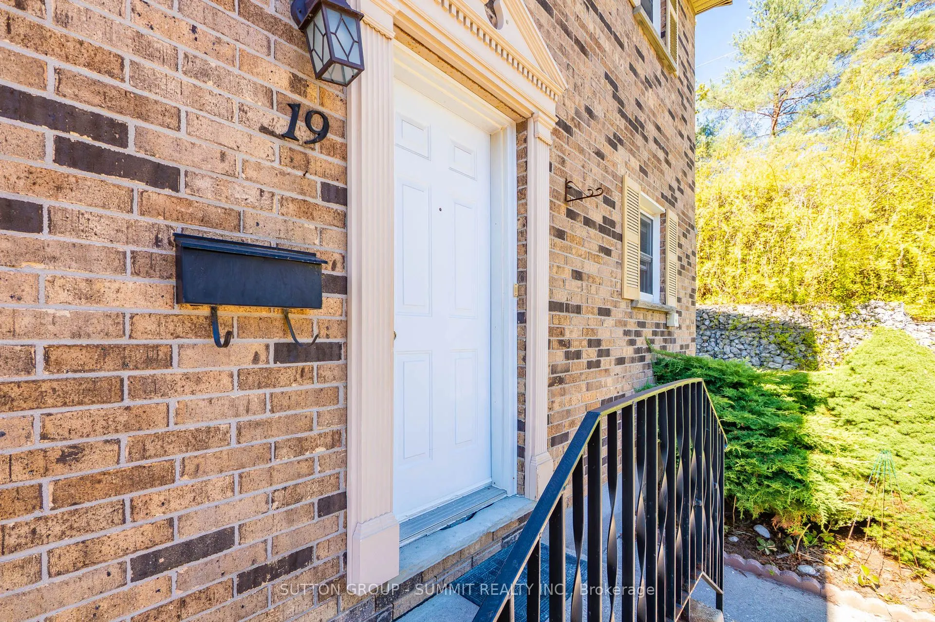 175 Cedar Street, #19