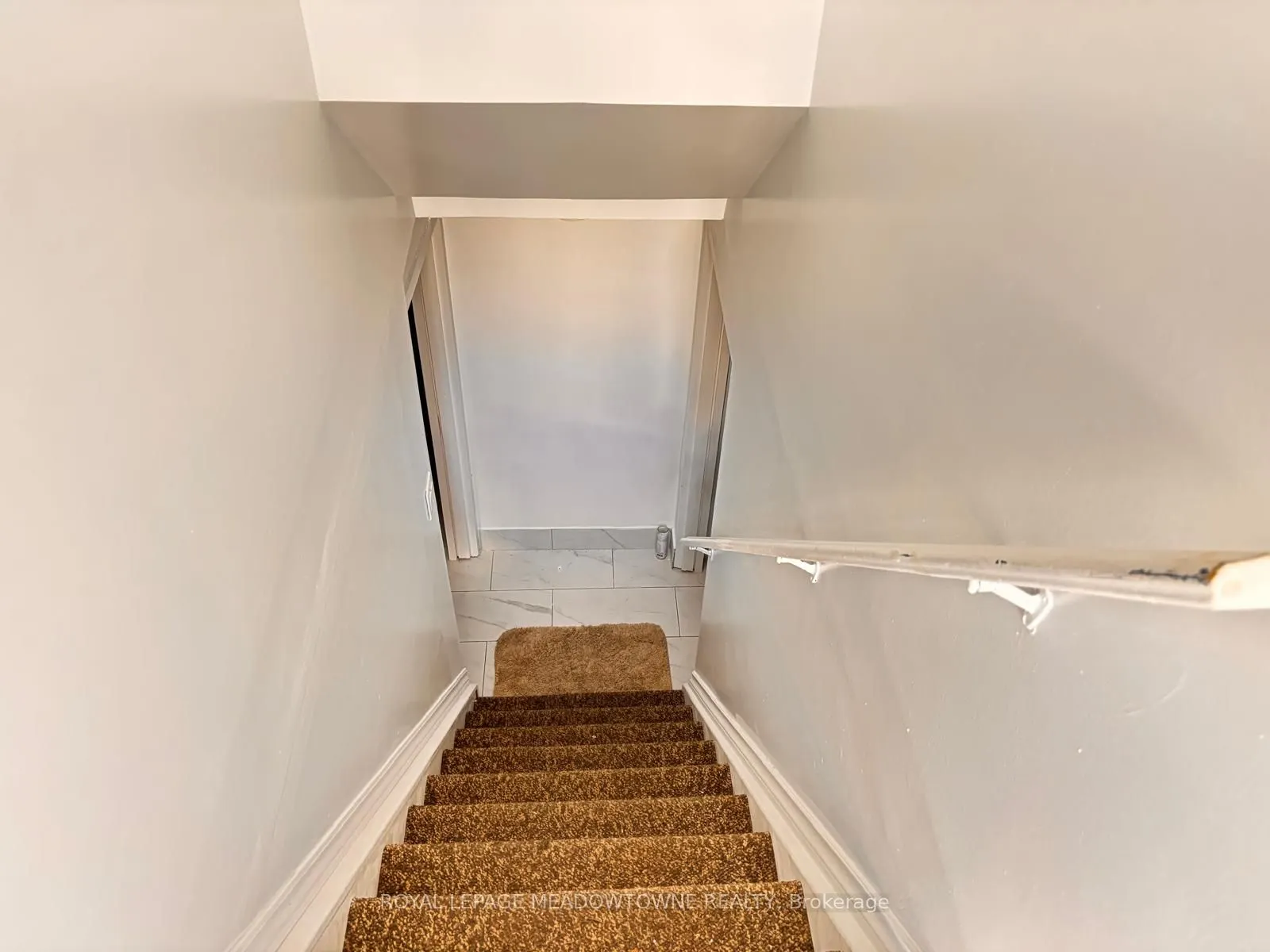 15 Lafayette Drive