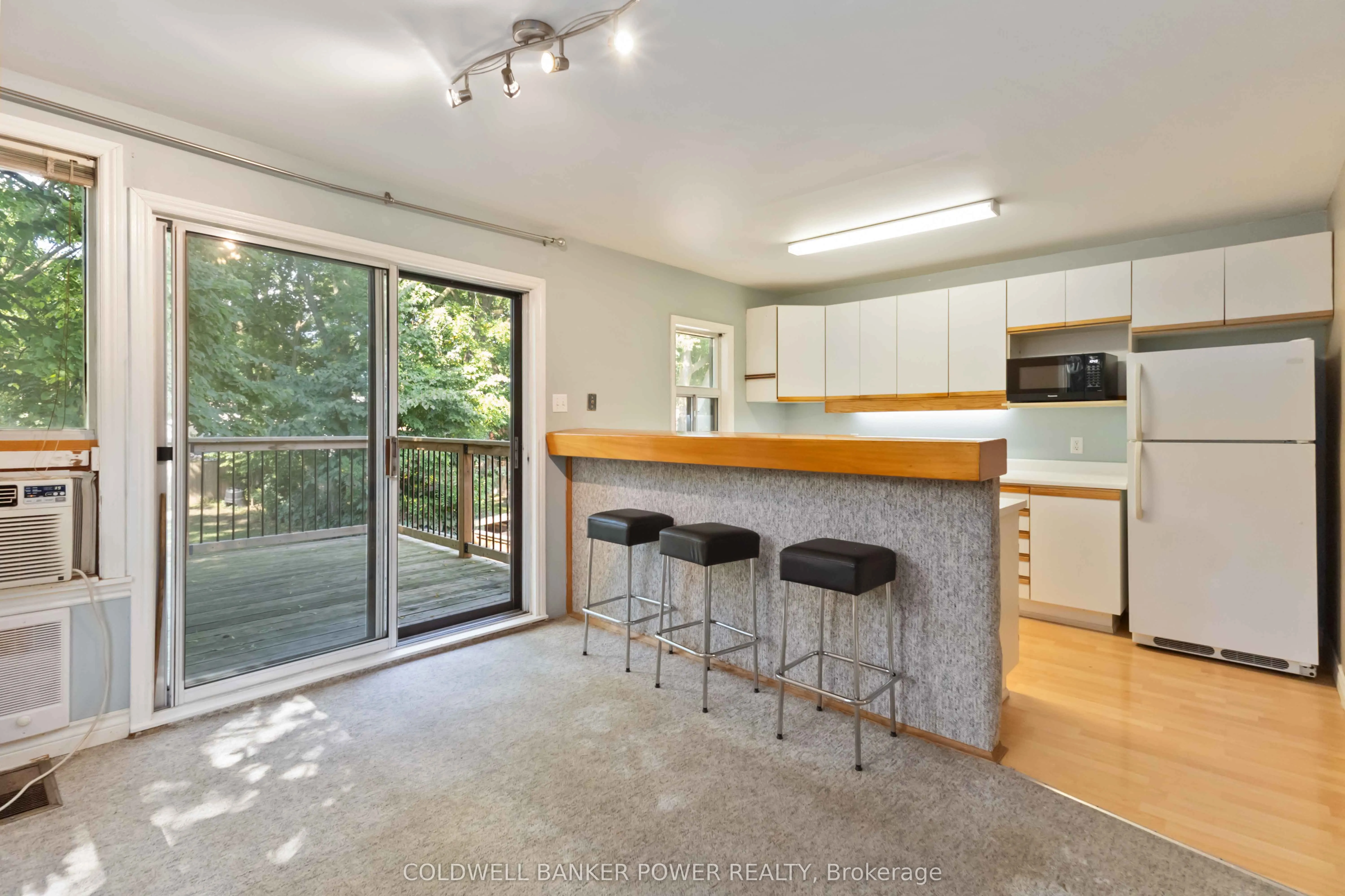 547 William Street
