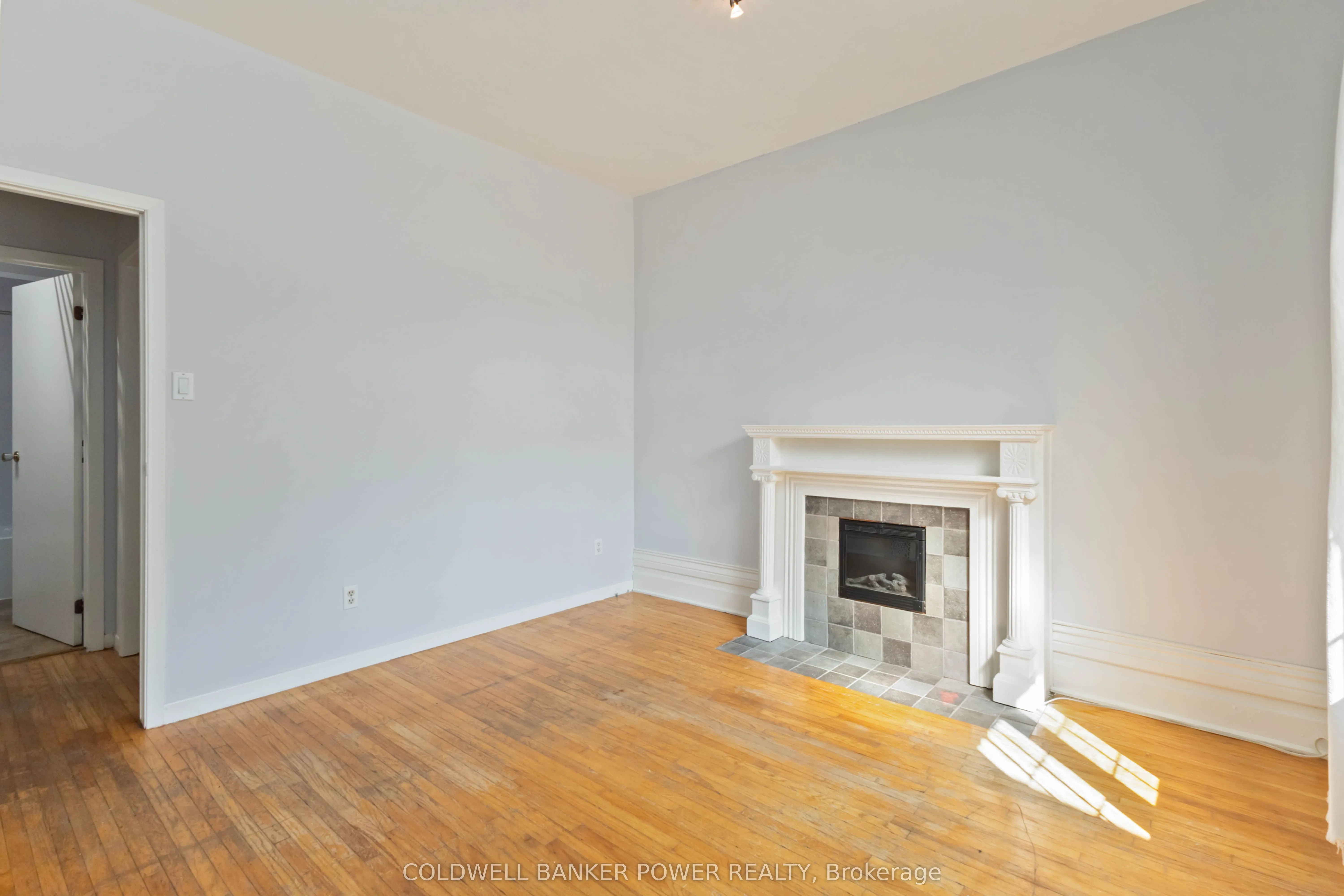 547 William Street