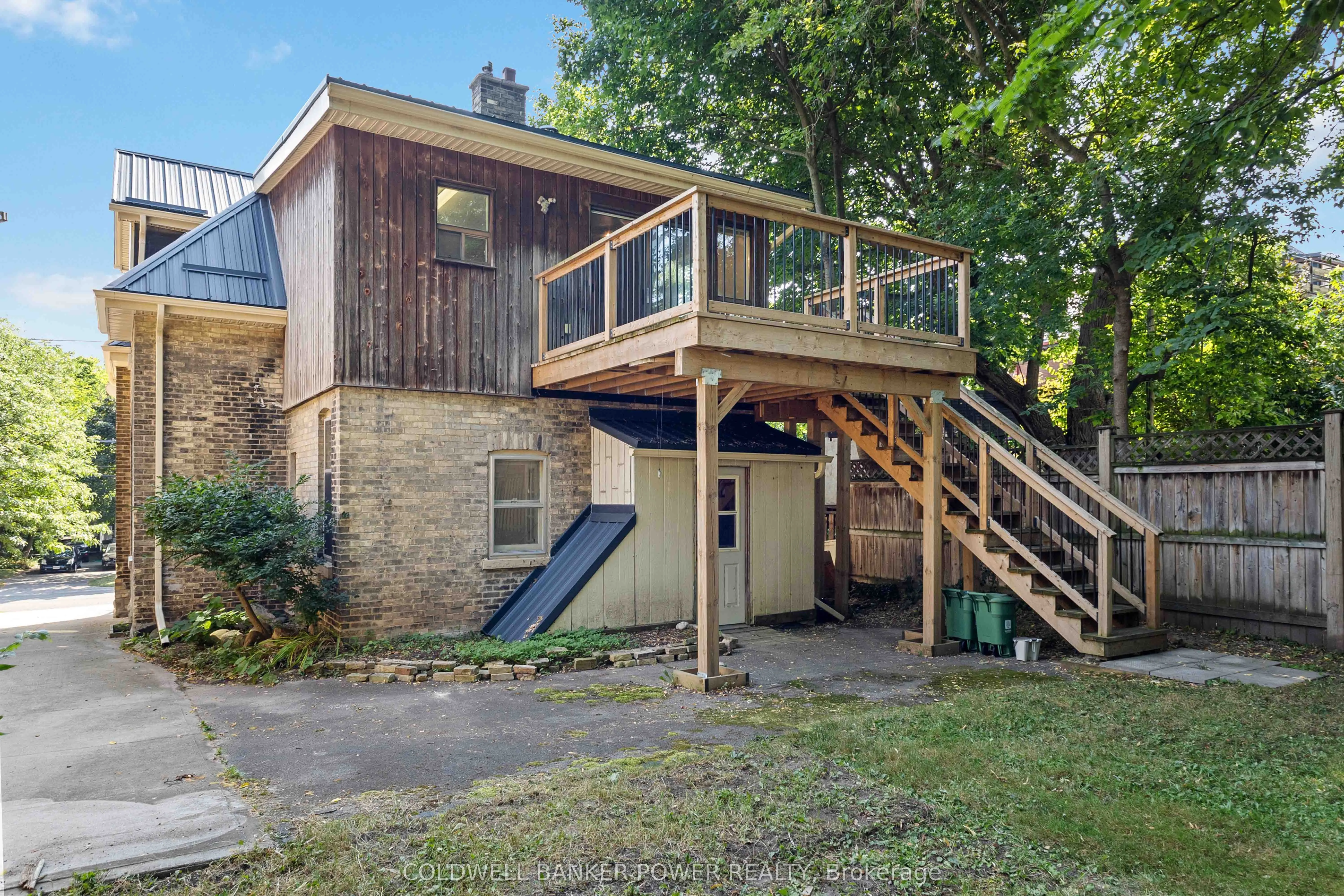 547 William Street
