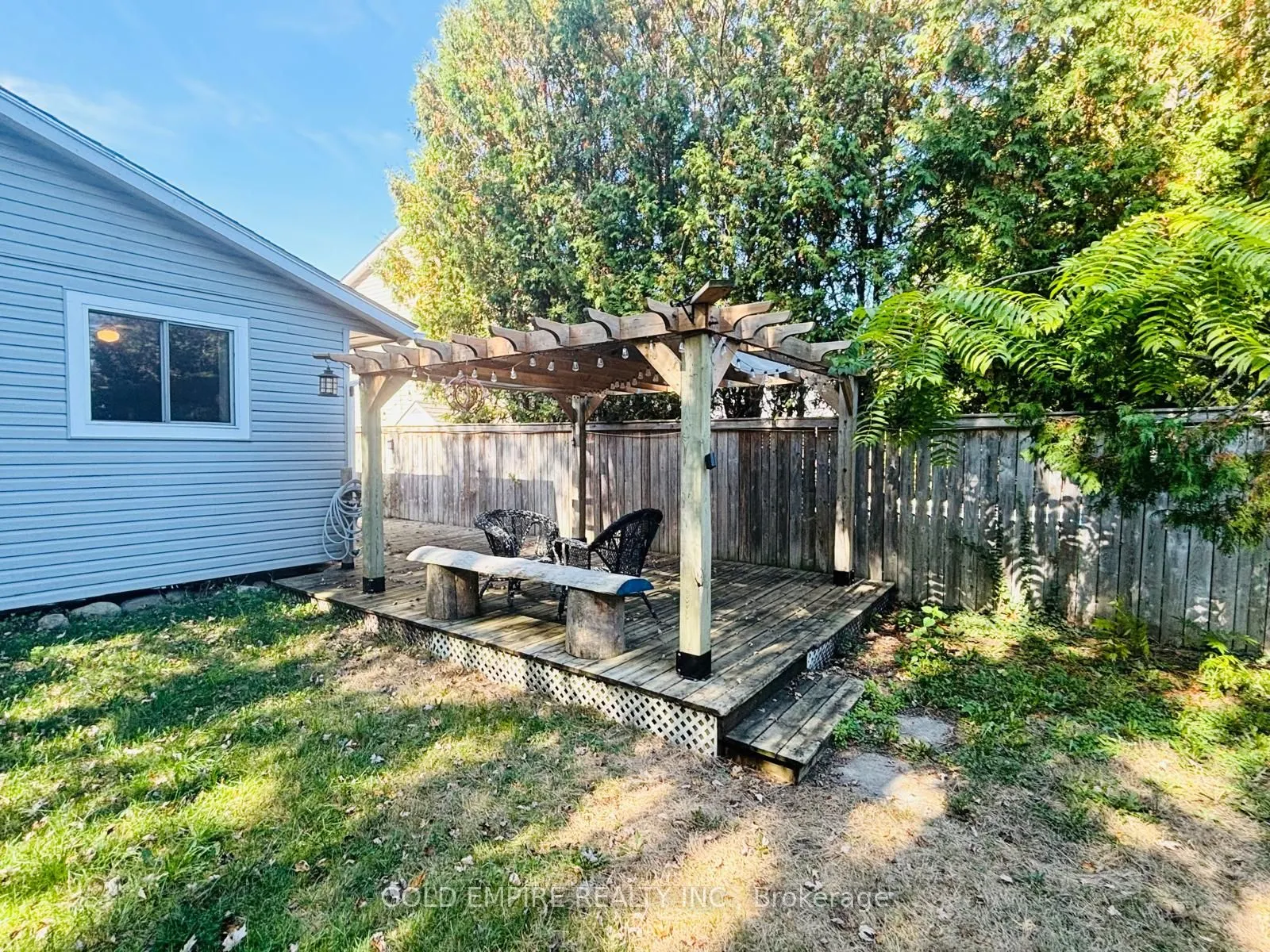 46 MONMORE Road, #(Main )