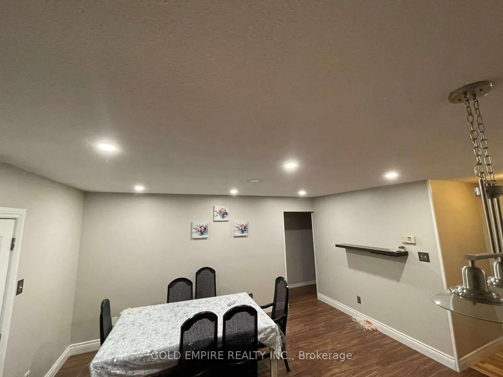 46 MONMORE Road, #(Main )