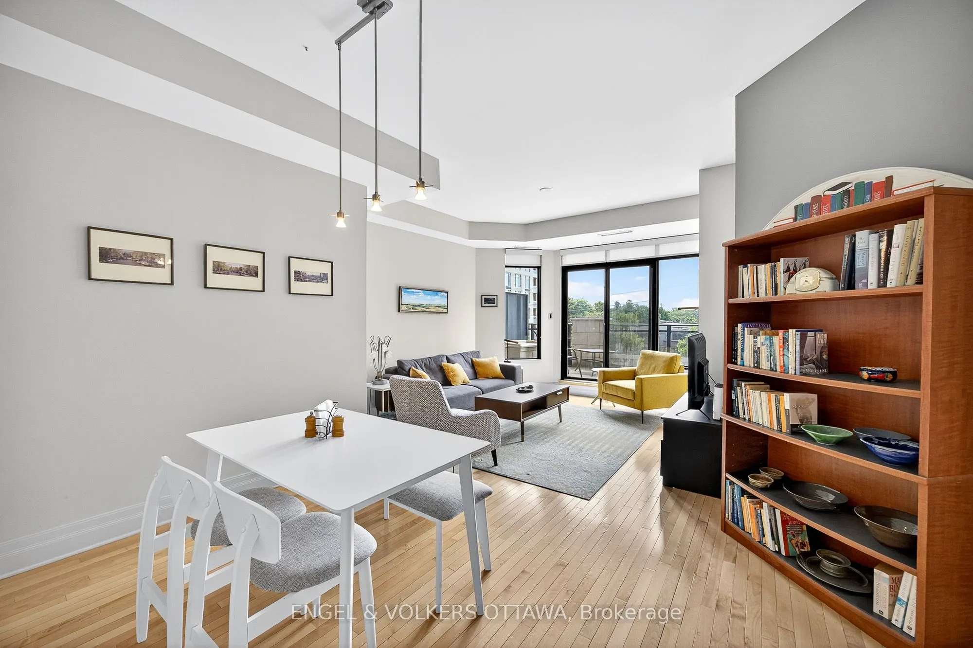 420 Berkley Avenue, #404