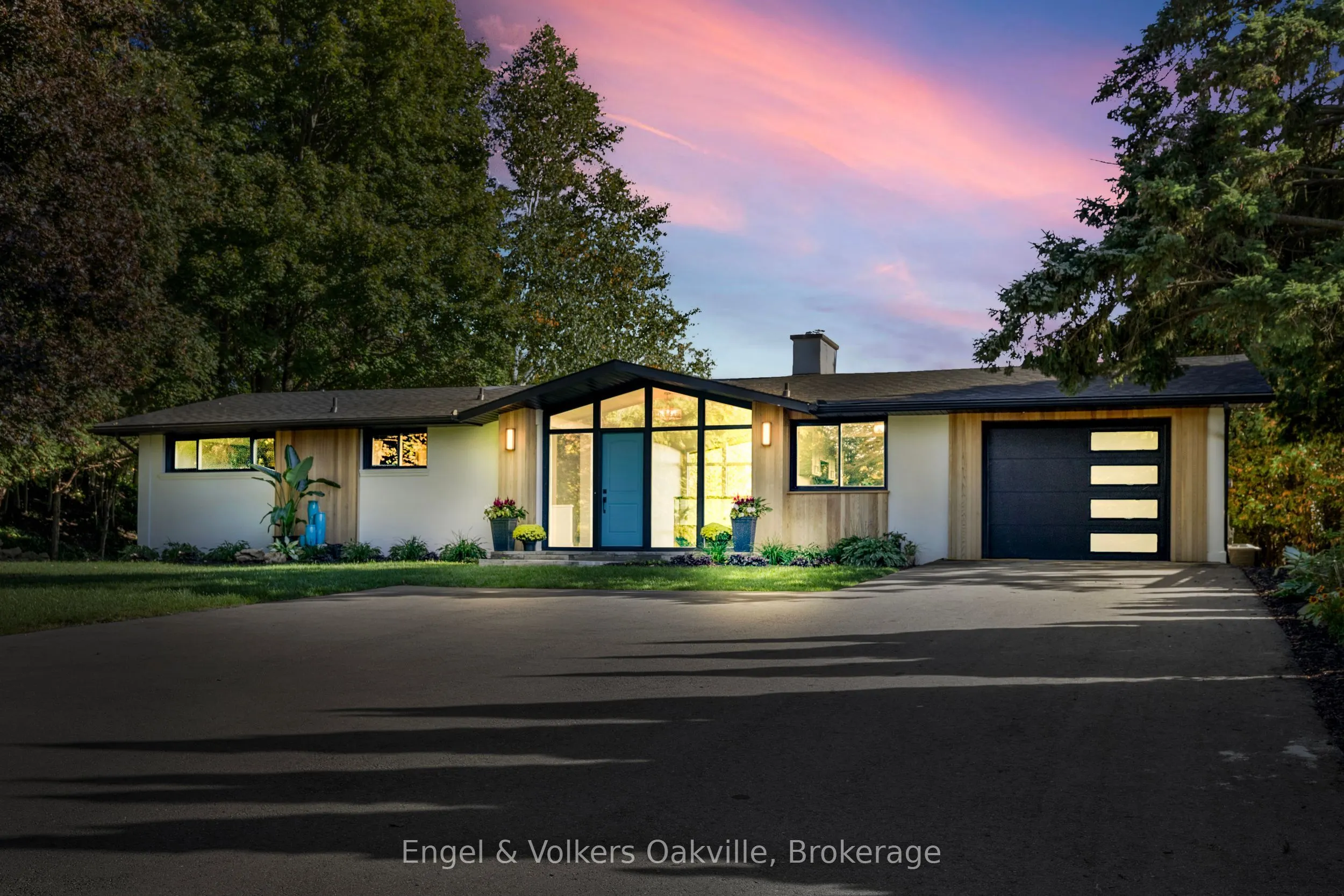 50 Oak Avenue
