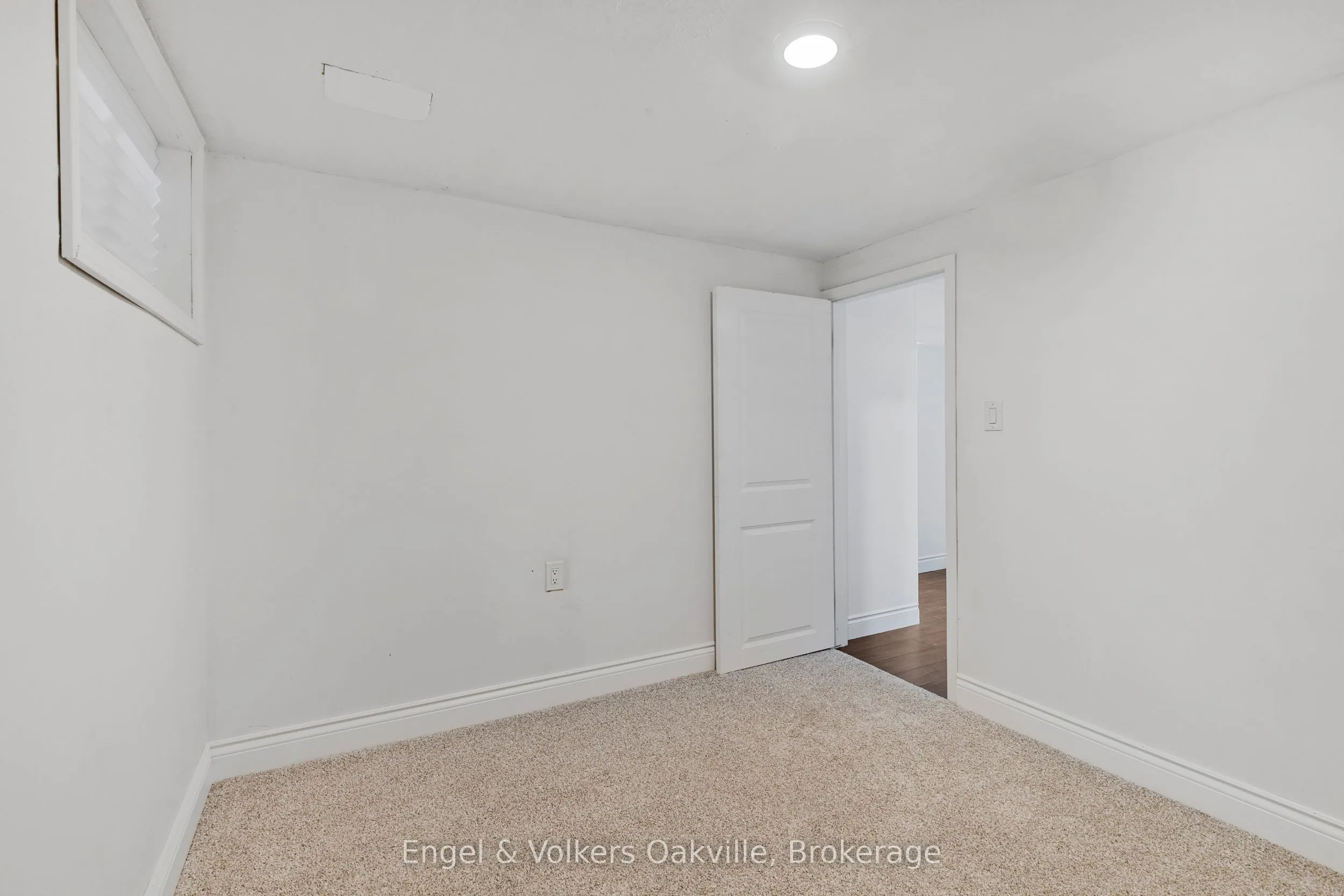 50 Oak Avenue