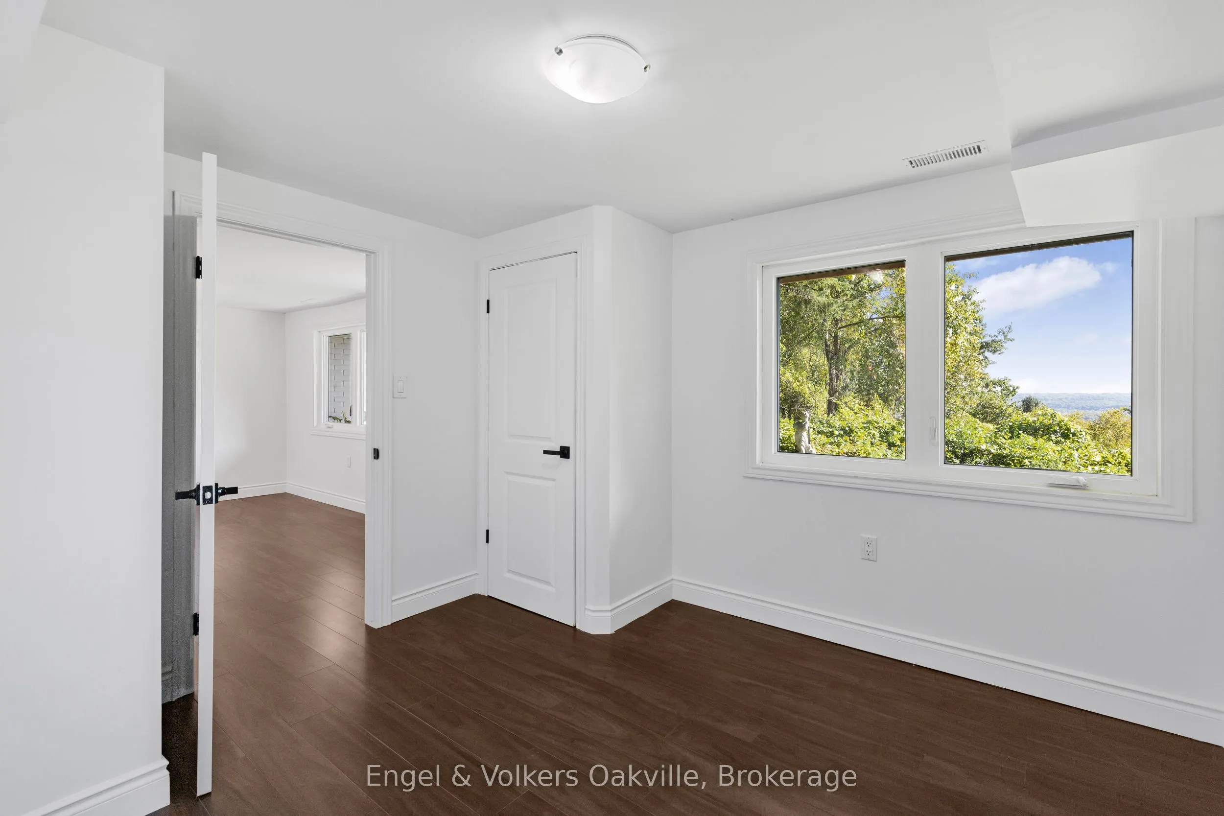 50 Oak Avenue