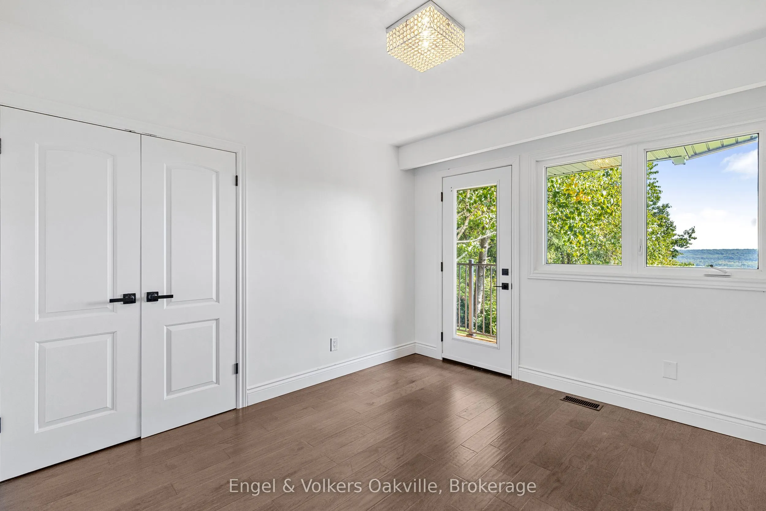 50 Oak Avenue
