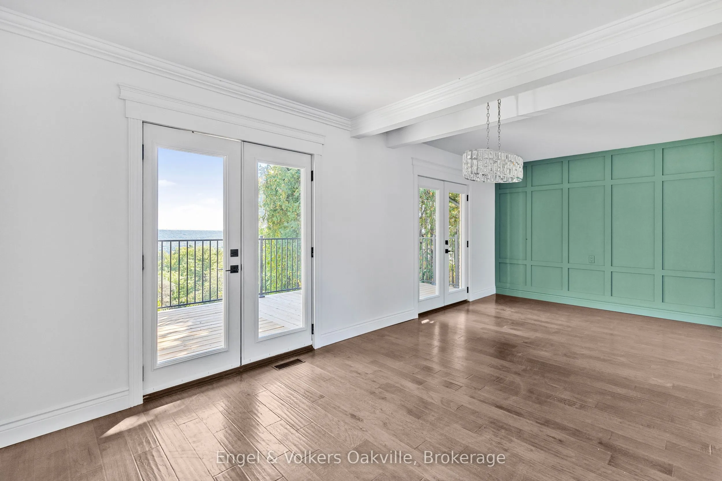 50 Oak Avenue