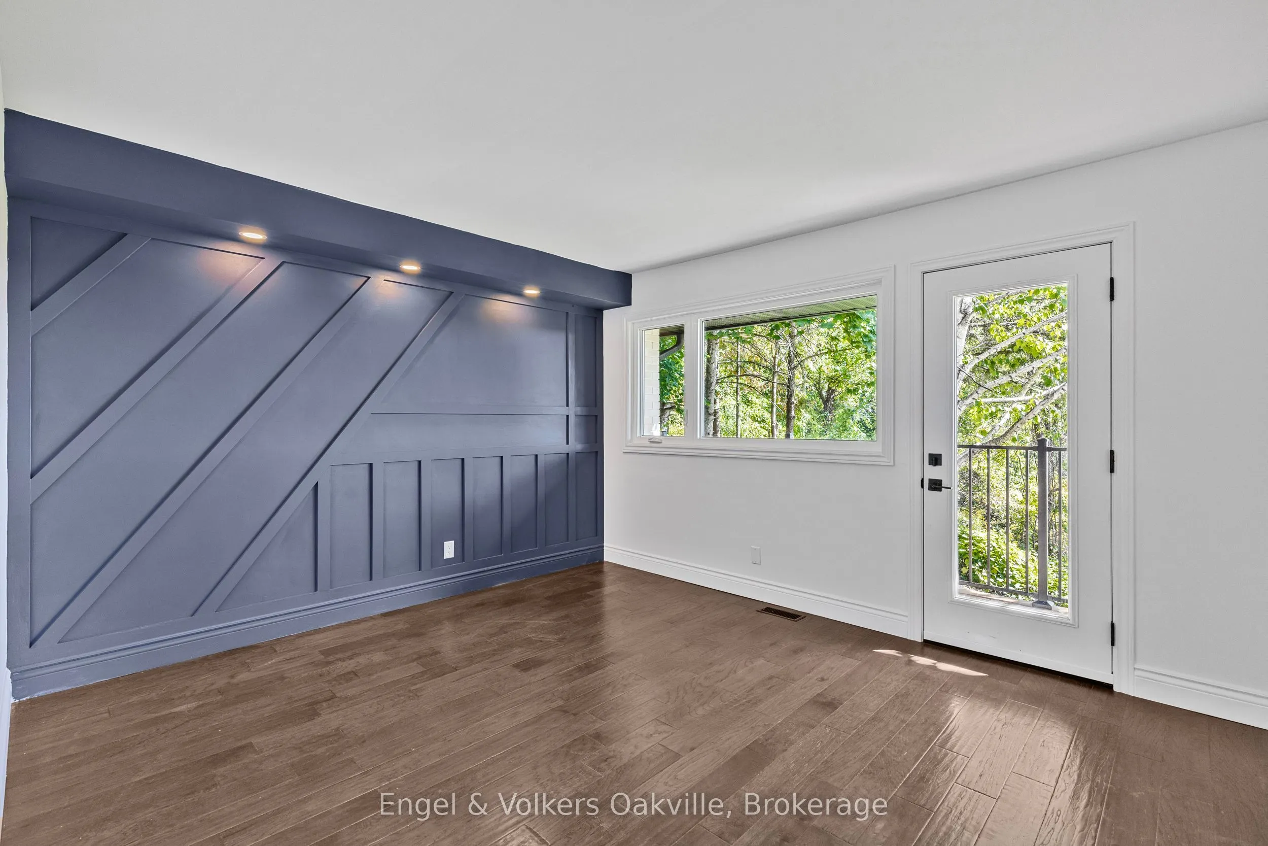 50 Oak Avenue