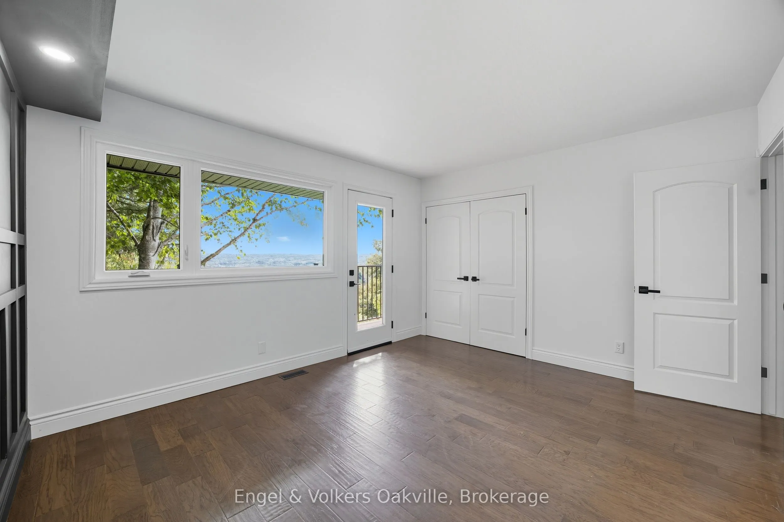 50 Oak Avenue