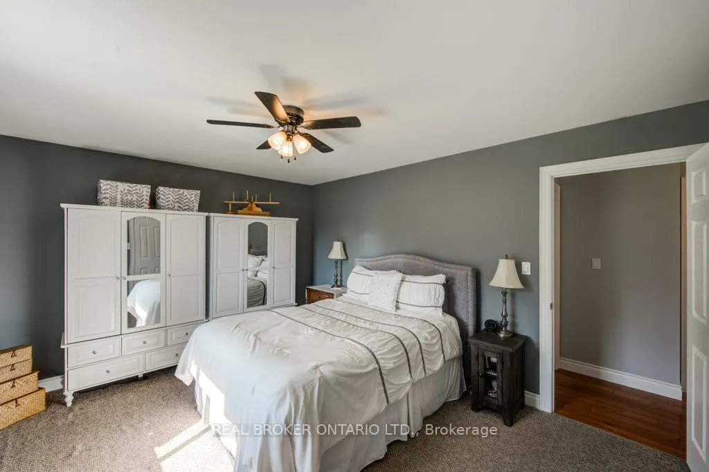 25 Pickett Court N