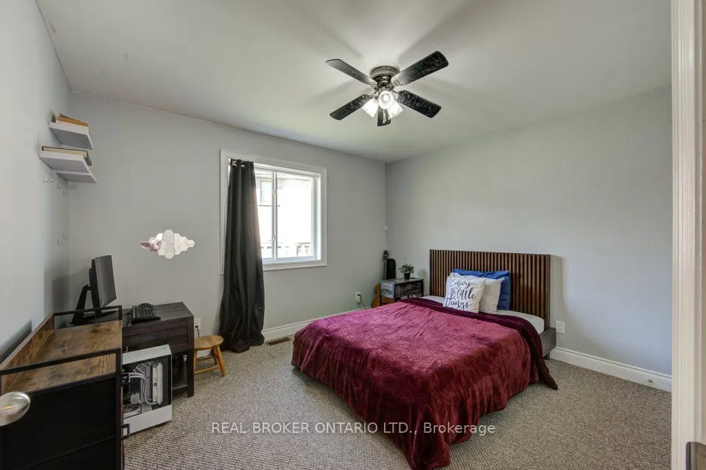 25 Pickett Court N