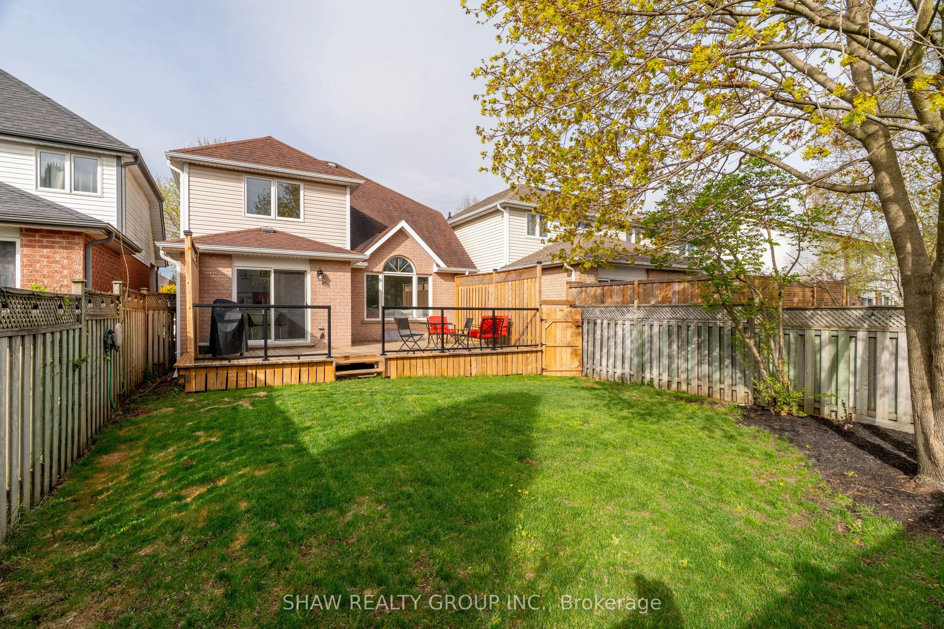 9 Gaw Crescent