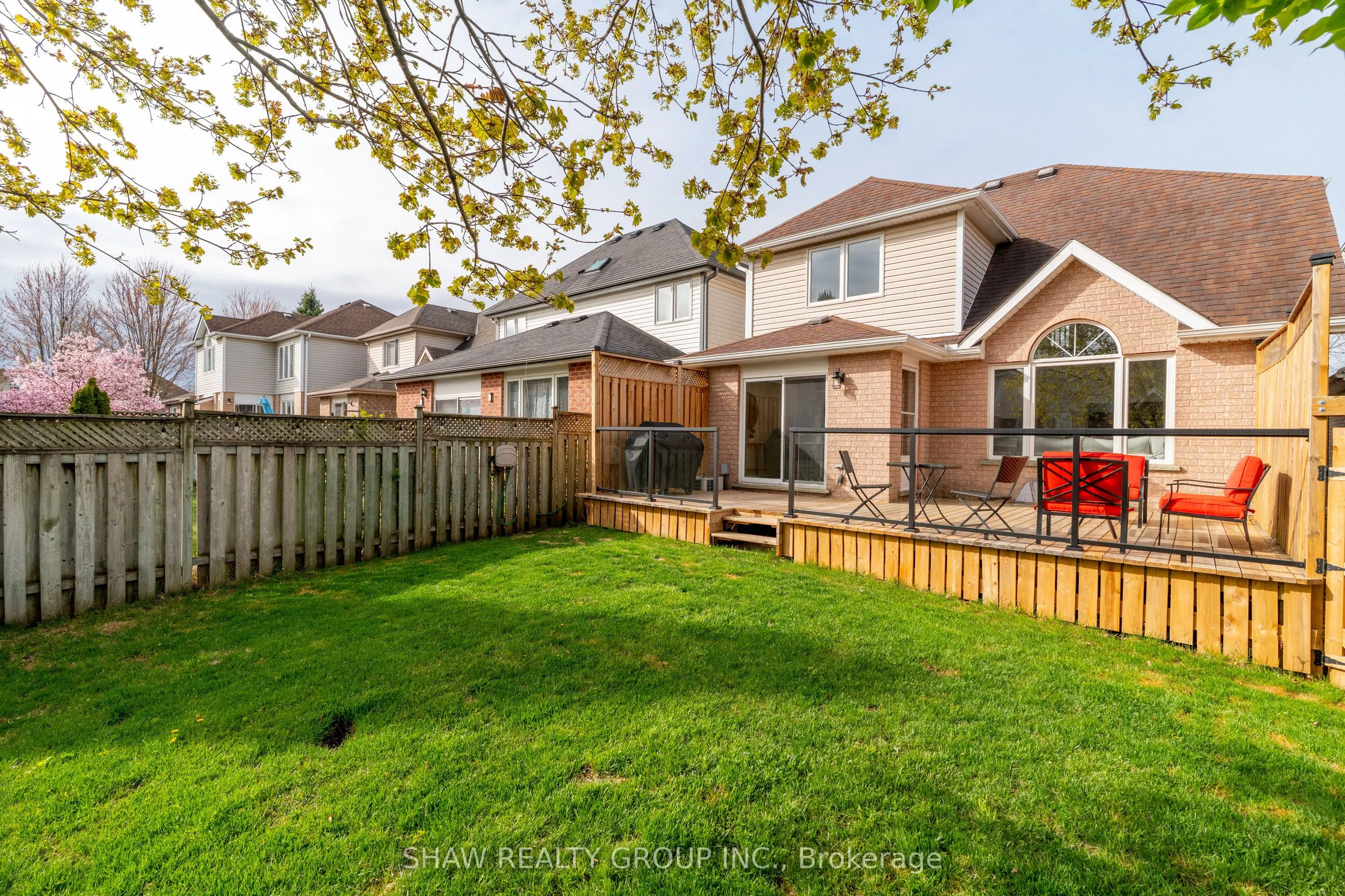 9 Gaw Crescent