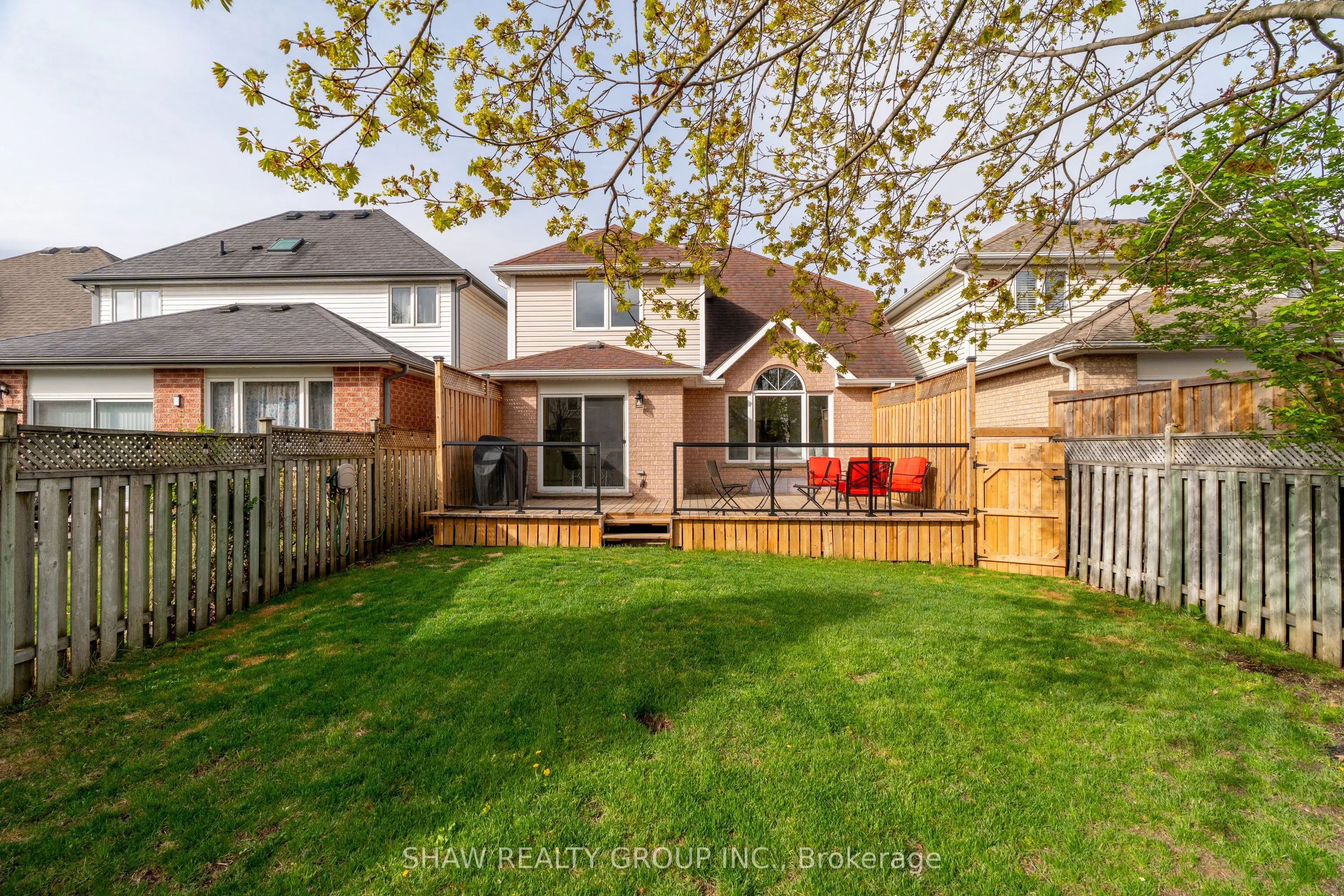 9 Gaw Crescent