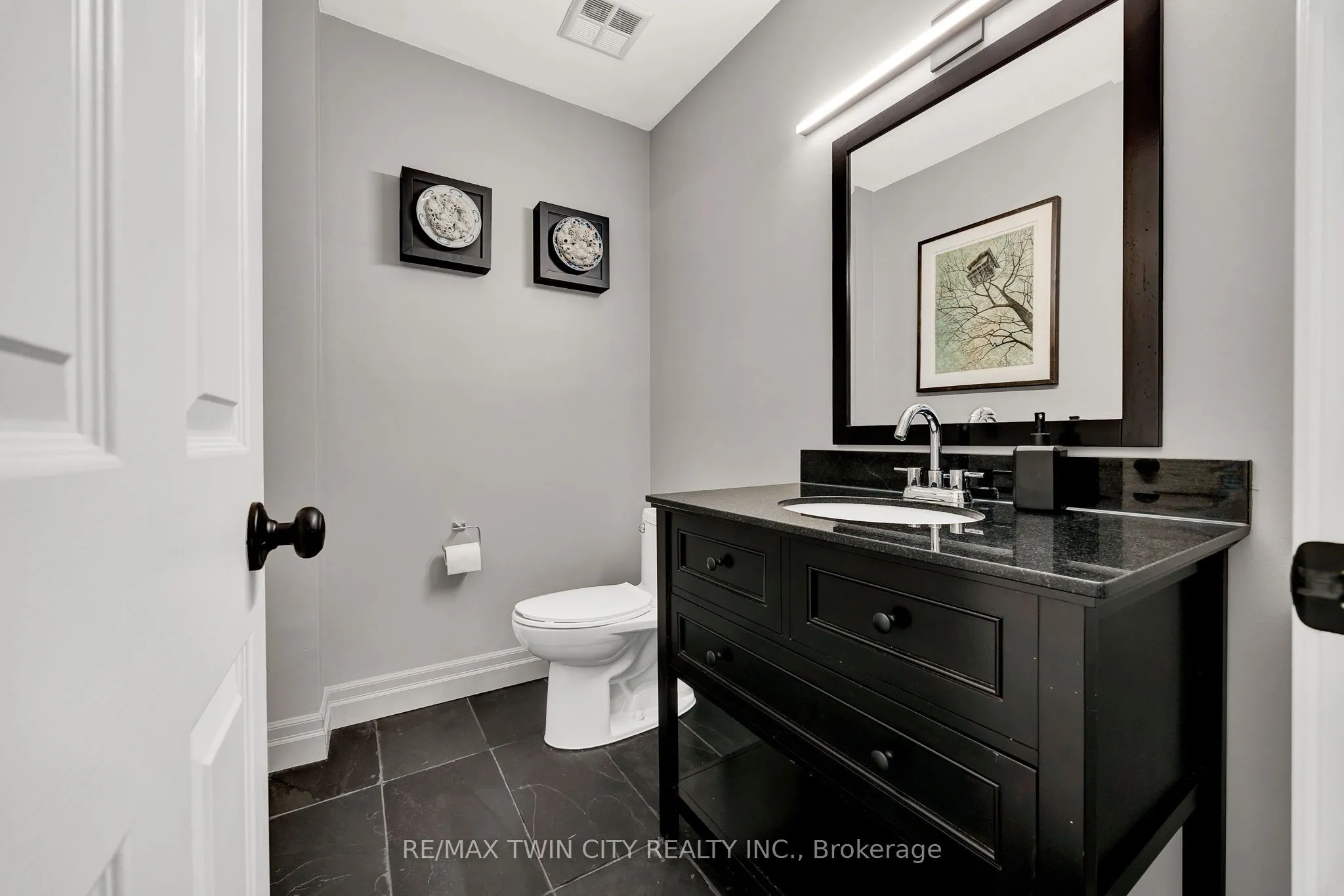 405 Glasgow Street, #3