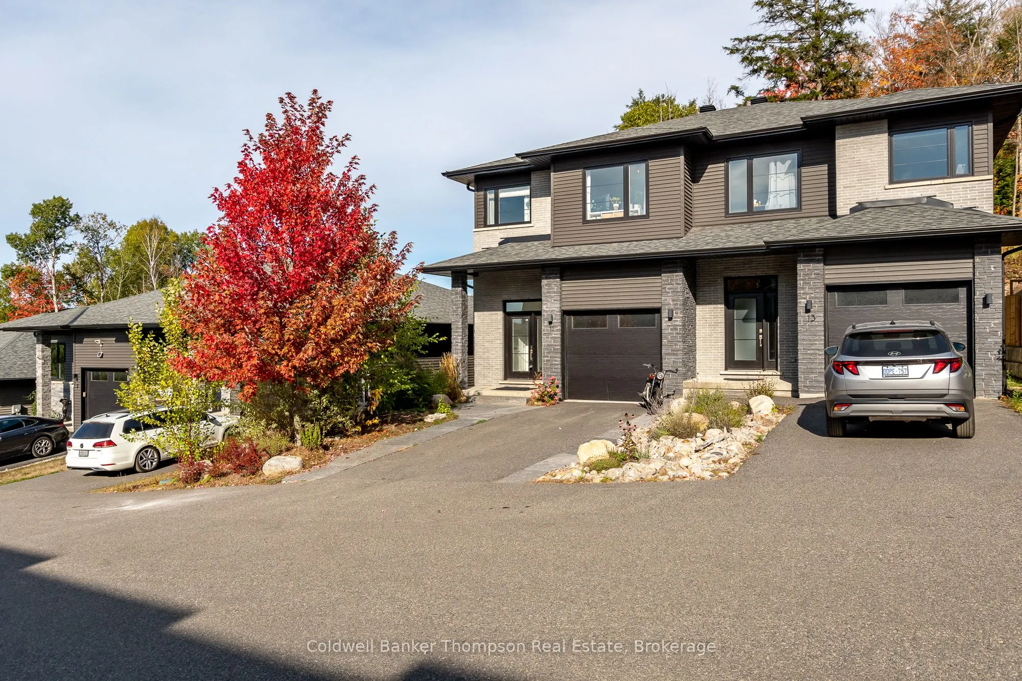 11 Cascade Lane