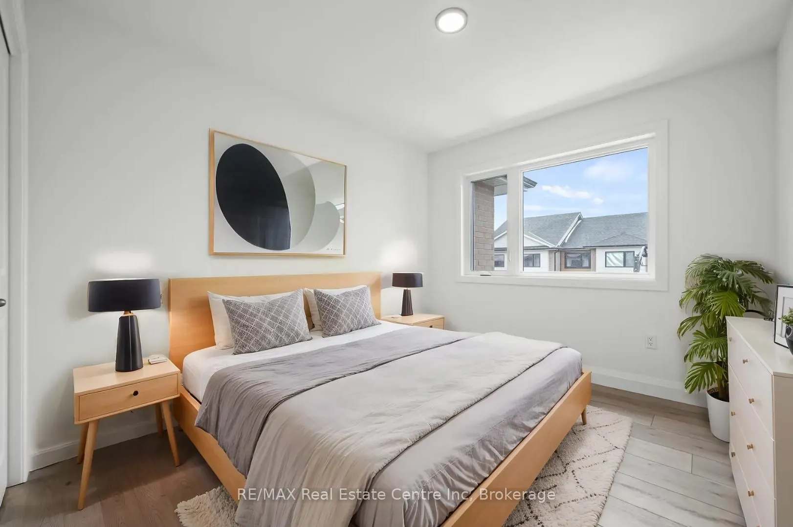 182 Bridge Crescent, #6