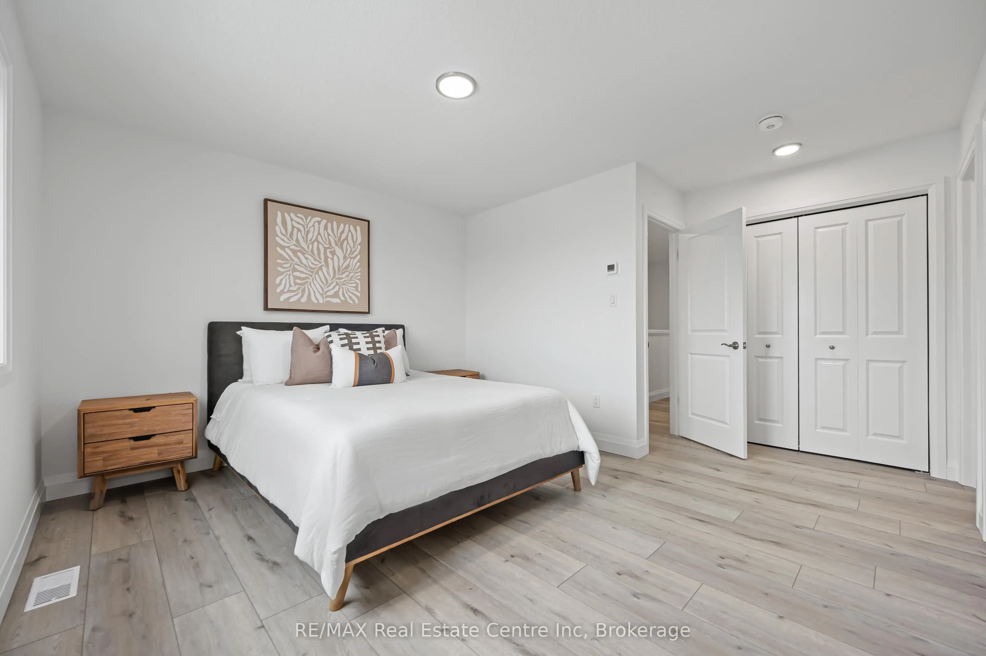 182 Bridge Crescent, #6