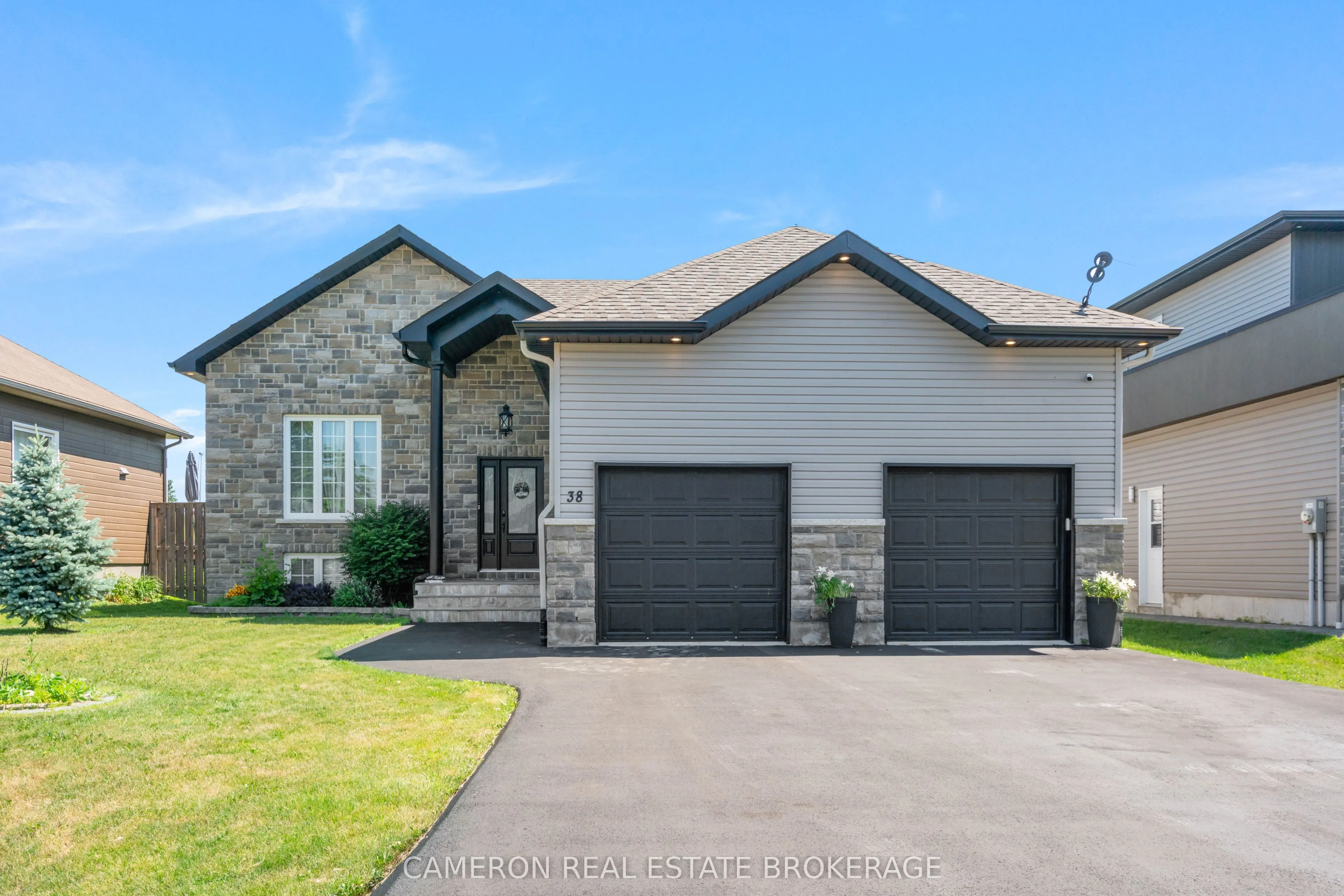 38 Abagail Crescent